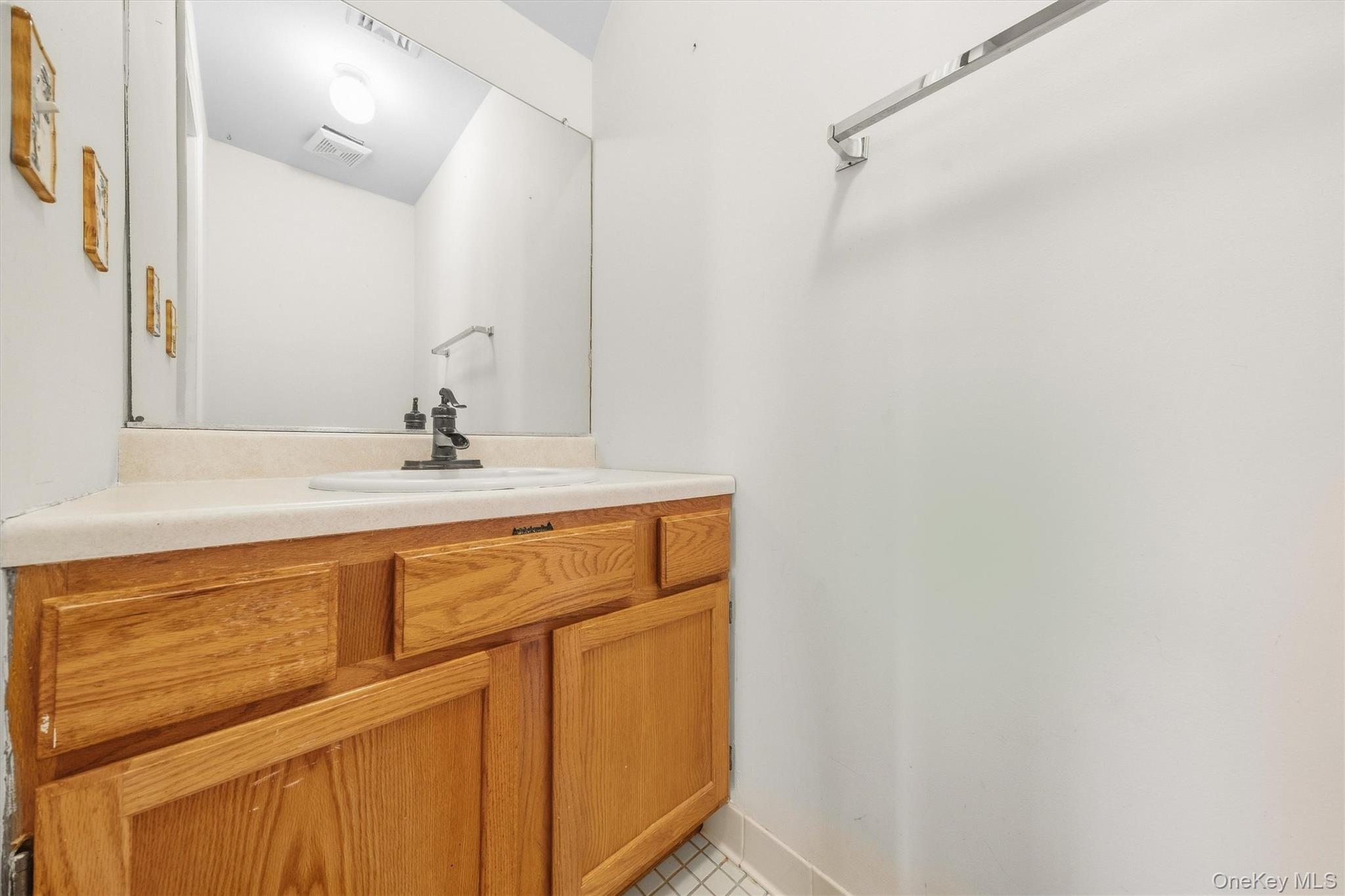 91 Jimal Drive Property Photo 19