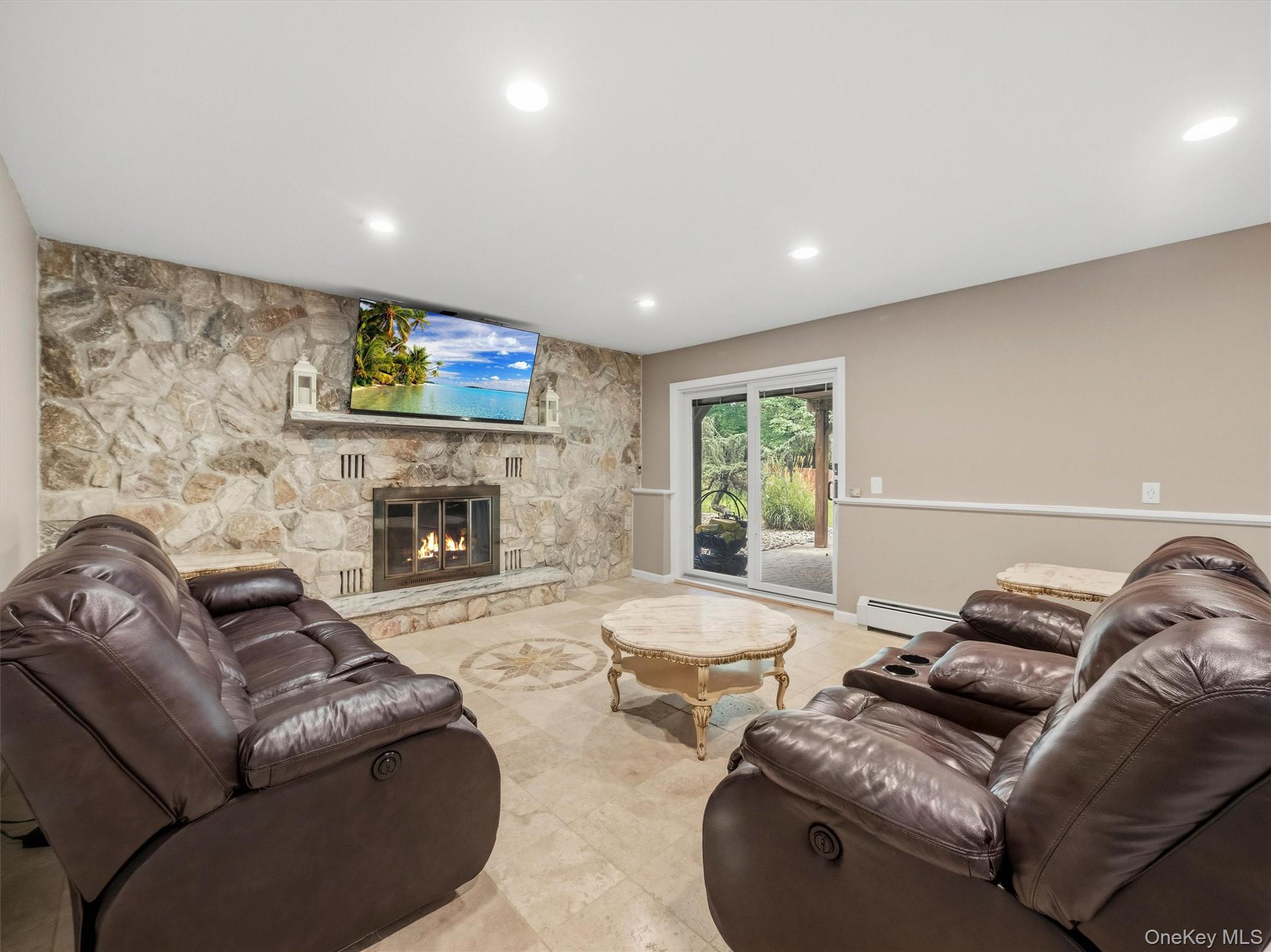 14 Karl Court Property Photo 27