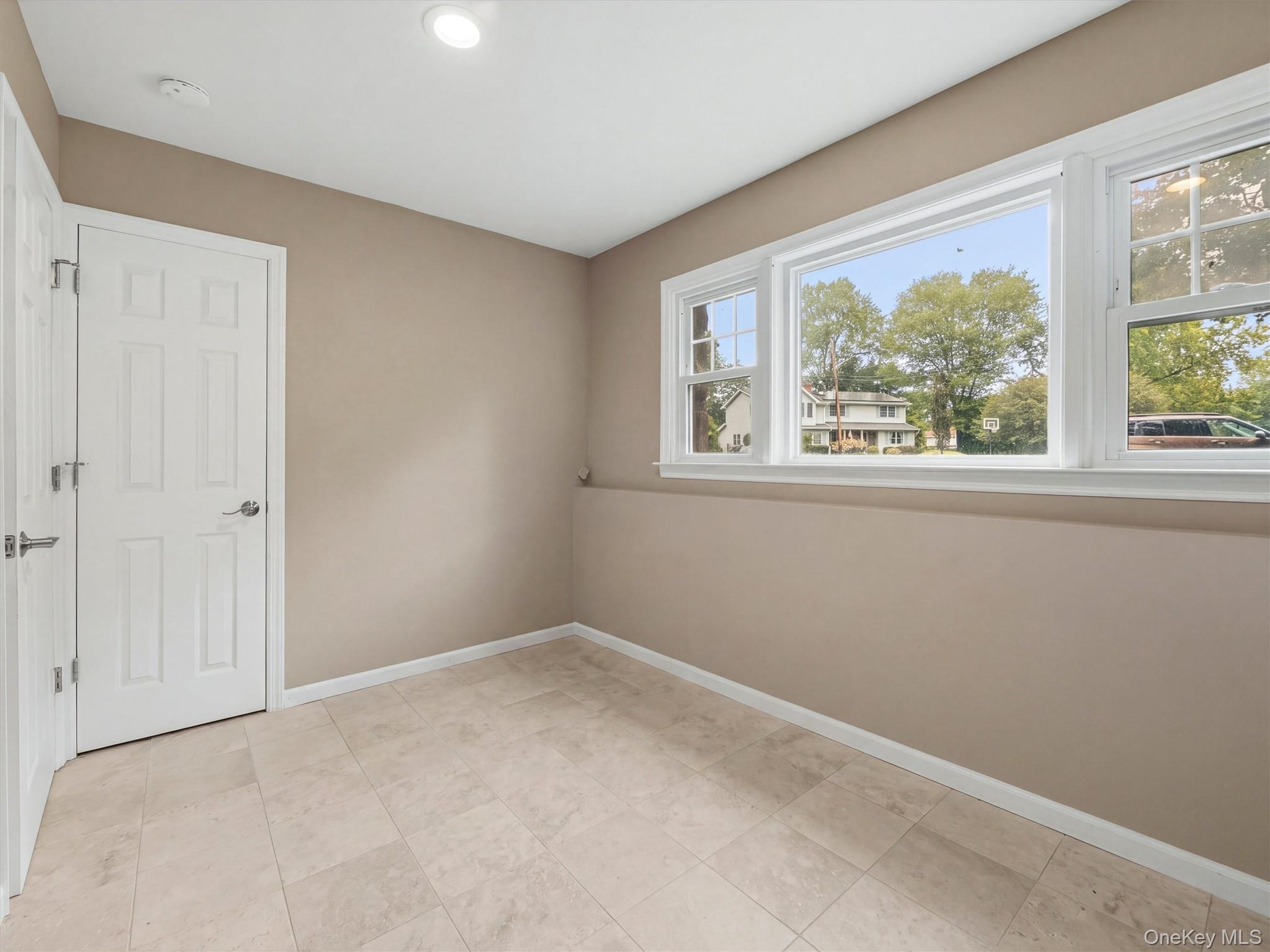 14 Karl Court Property Photo 30