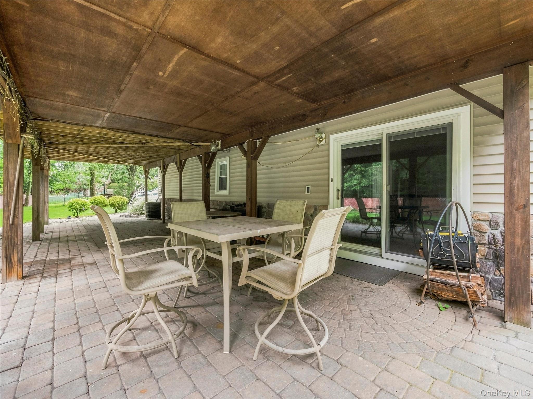 14 Karl Court Property Photo 38