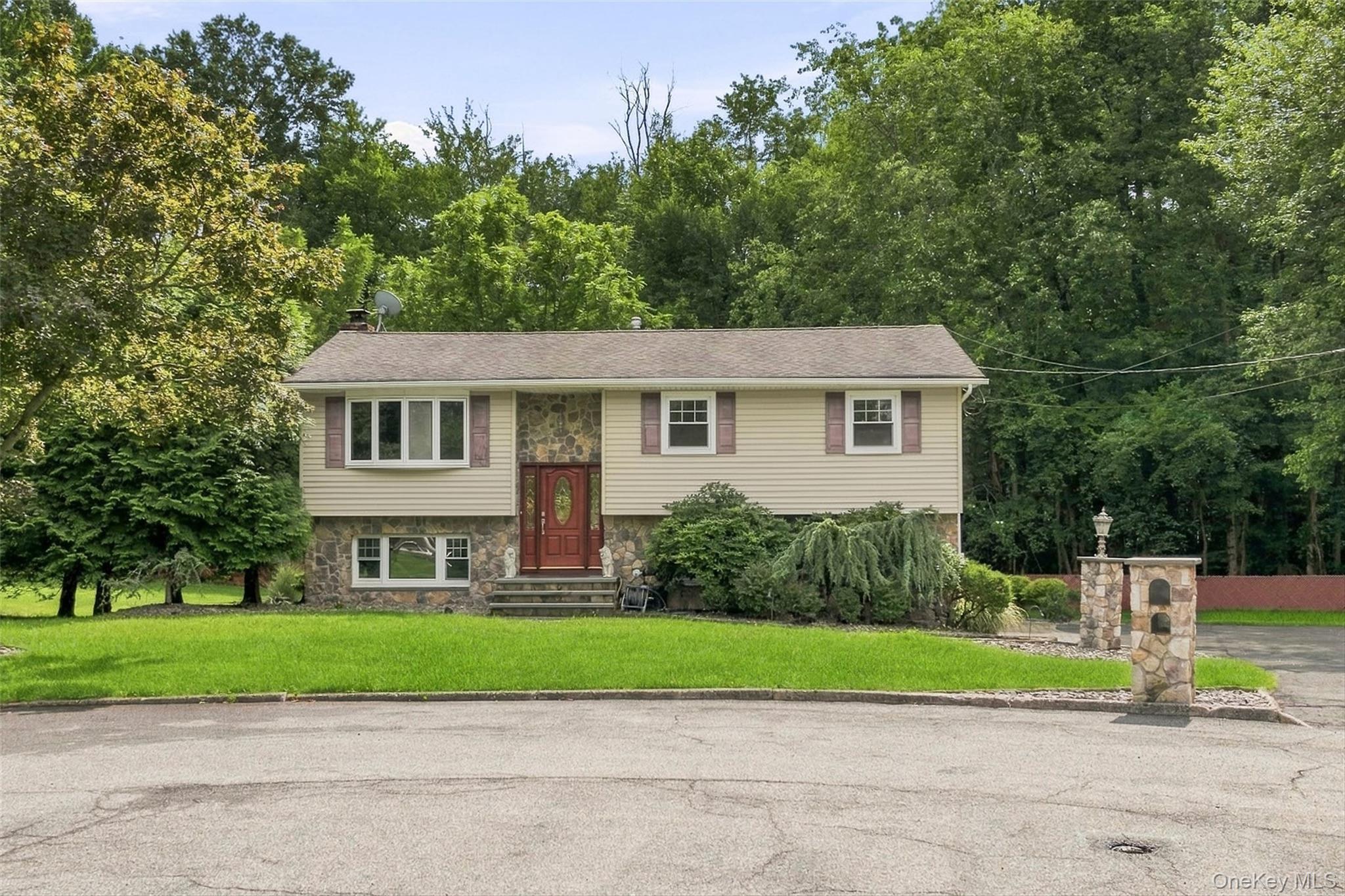 14 Karl Court Property Photo 41