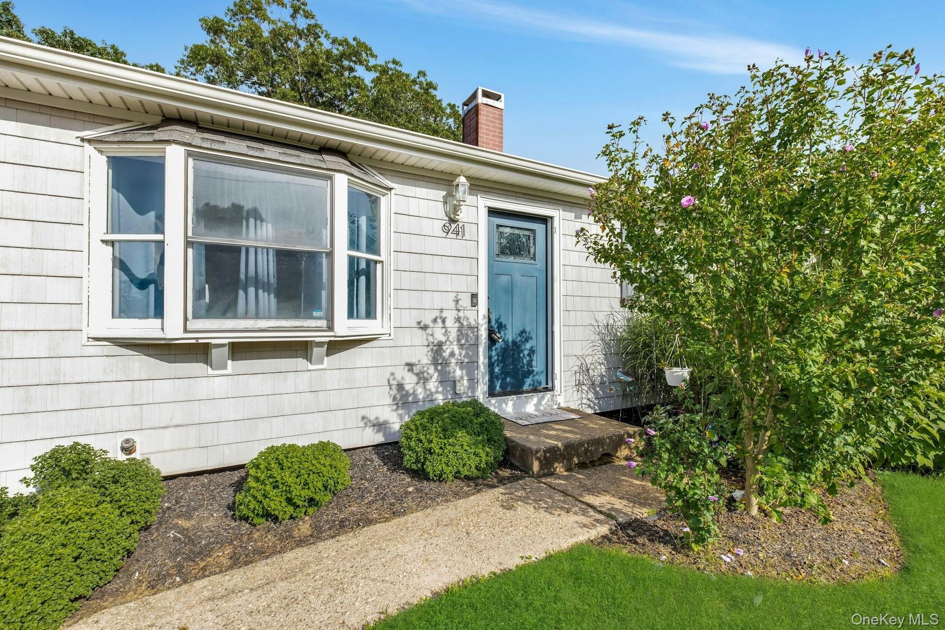 941 Montauk Avenue Property Photo 3