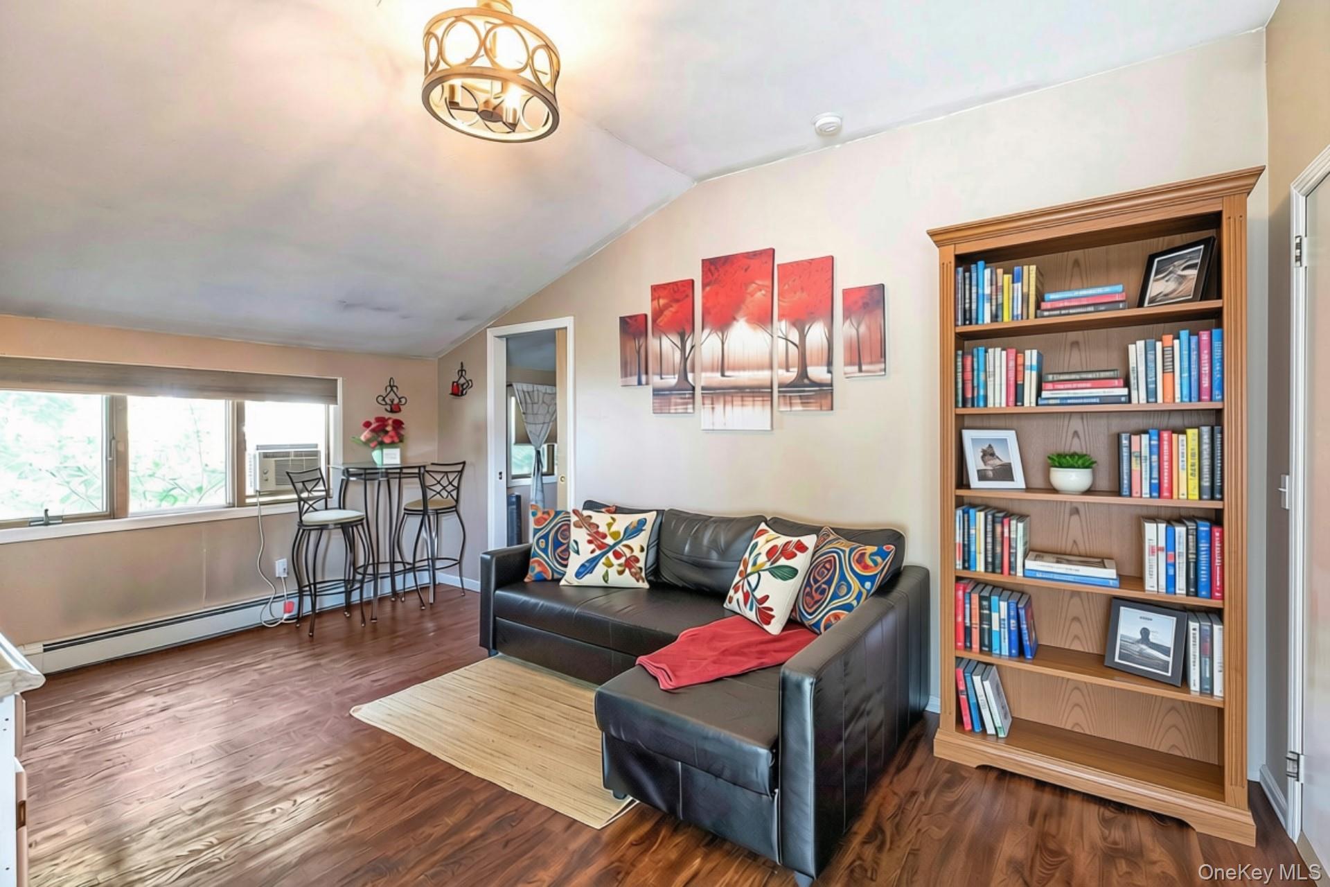 941 Montauk Avenue Property Photo 13