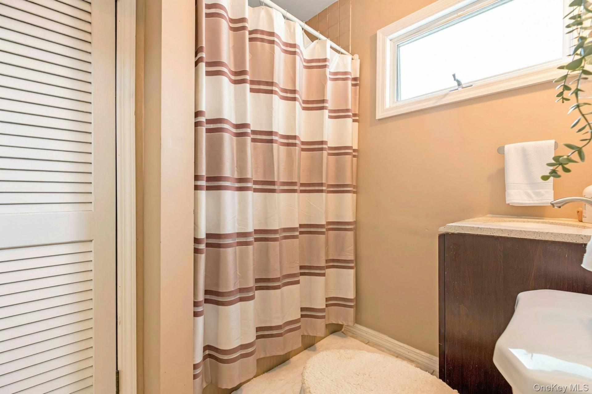 941 Montauk Avenue Property Photo 15