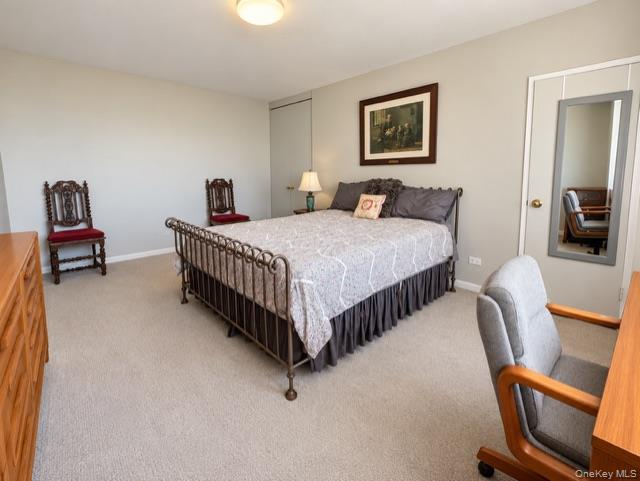 26910 Grand Central Parkway 15b Property Photo 15