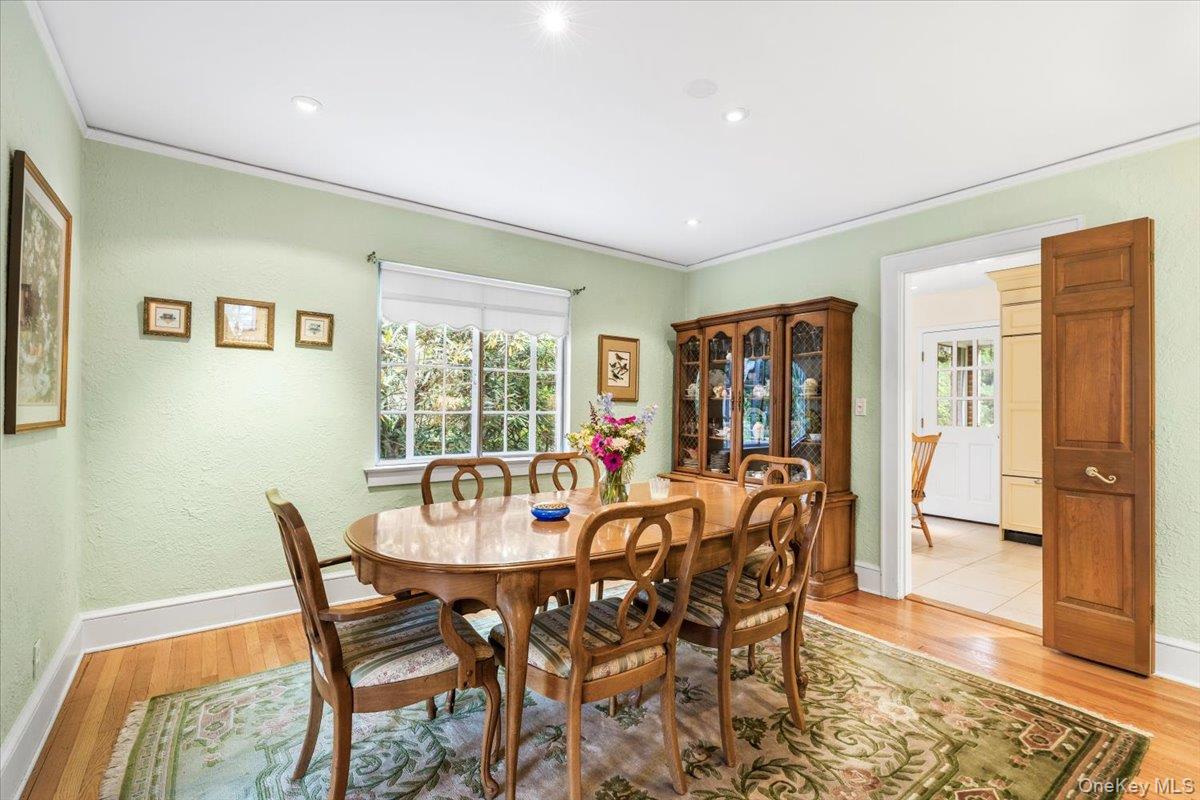 1211 Park Avenue Property Photo 4