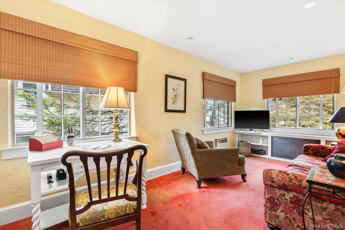 1211 Park Avenue Property Photo 6