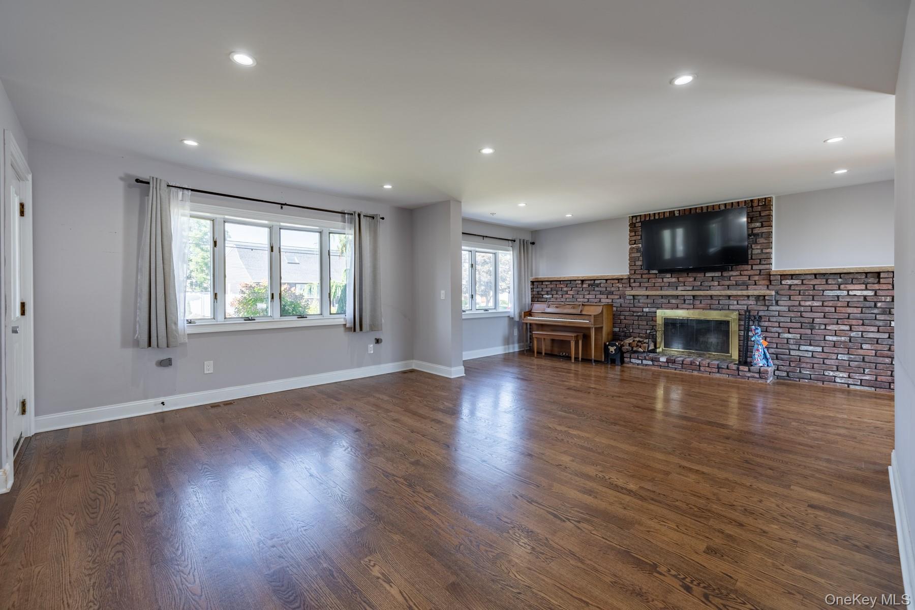104 Justice Street Property Photo 3
