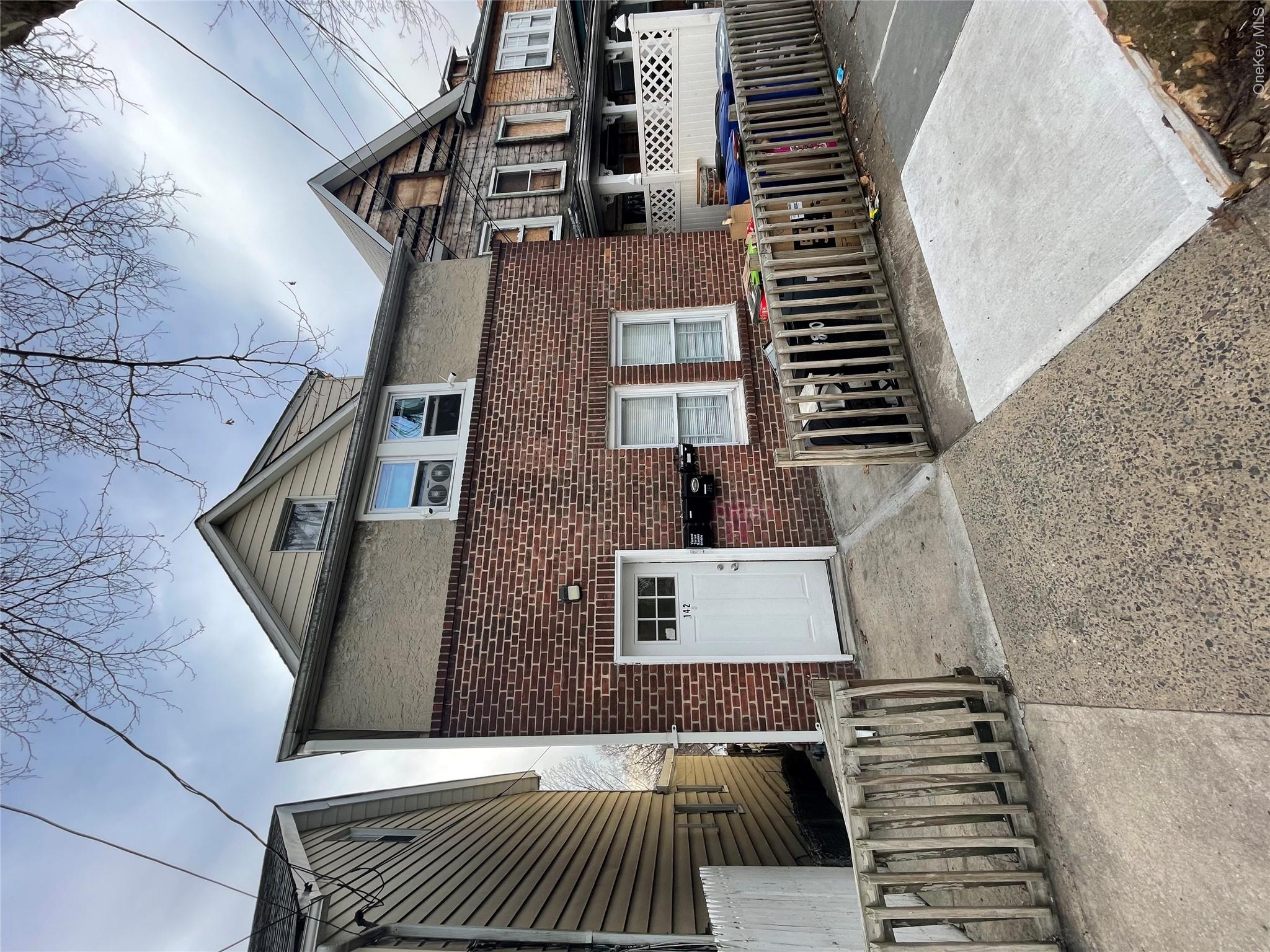 142 North Terrace Avenue Property Photo 12