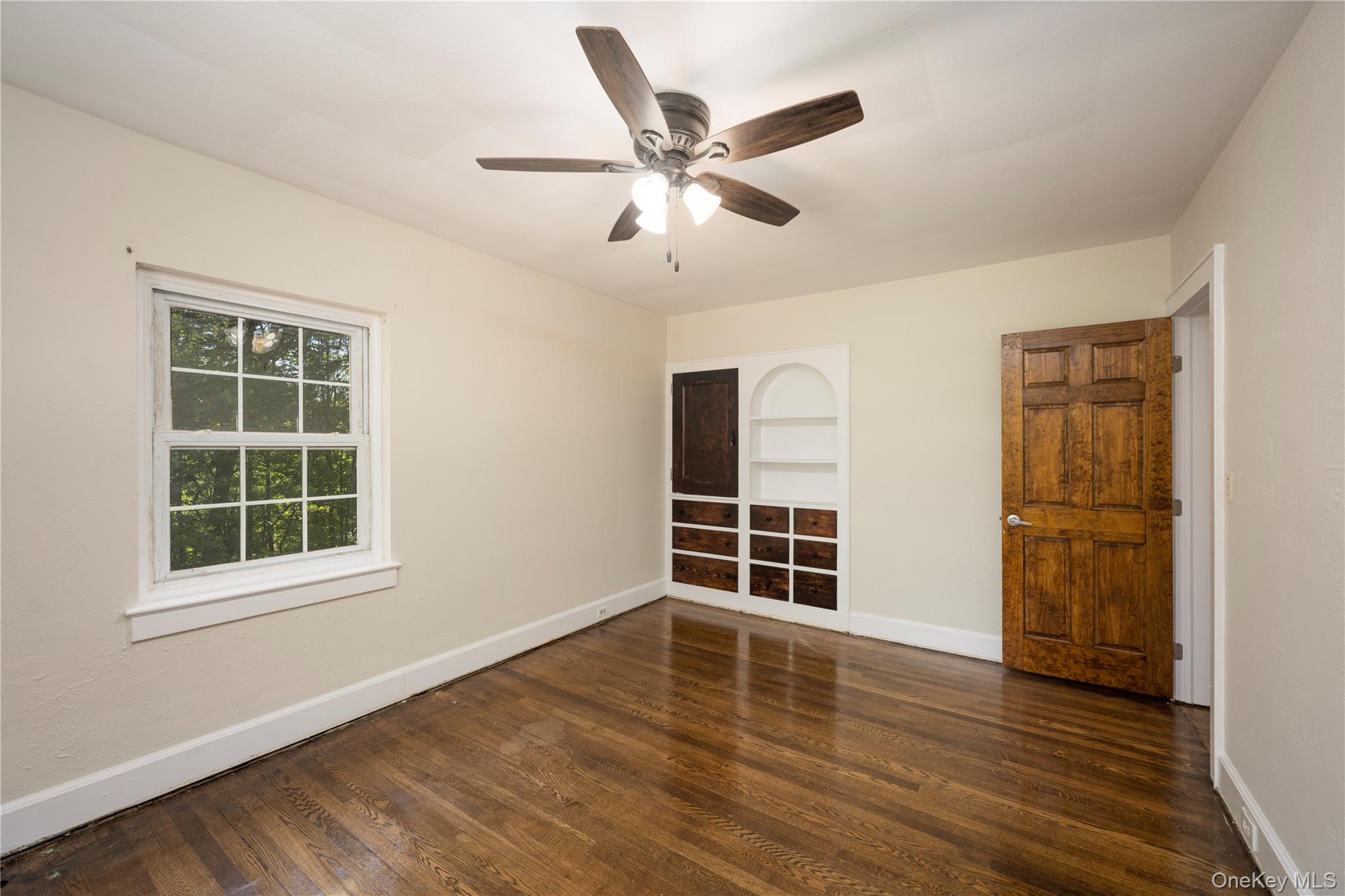 43 Leslie Road Property Photo 12
