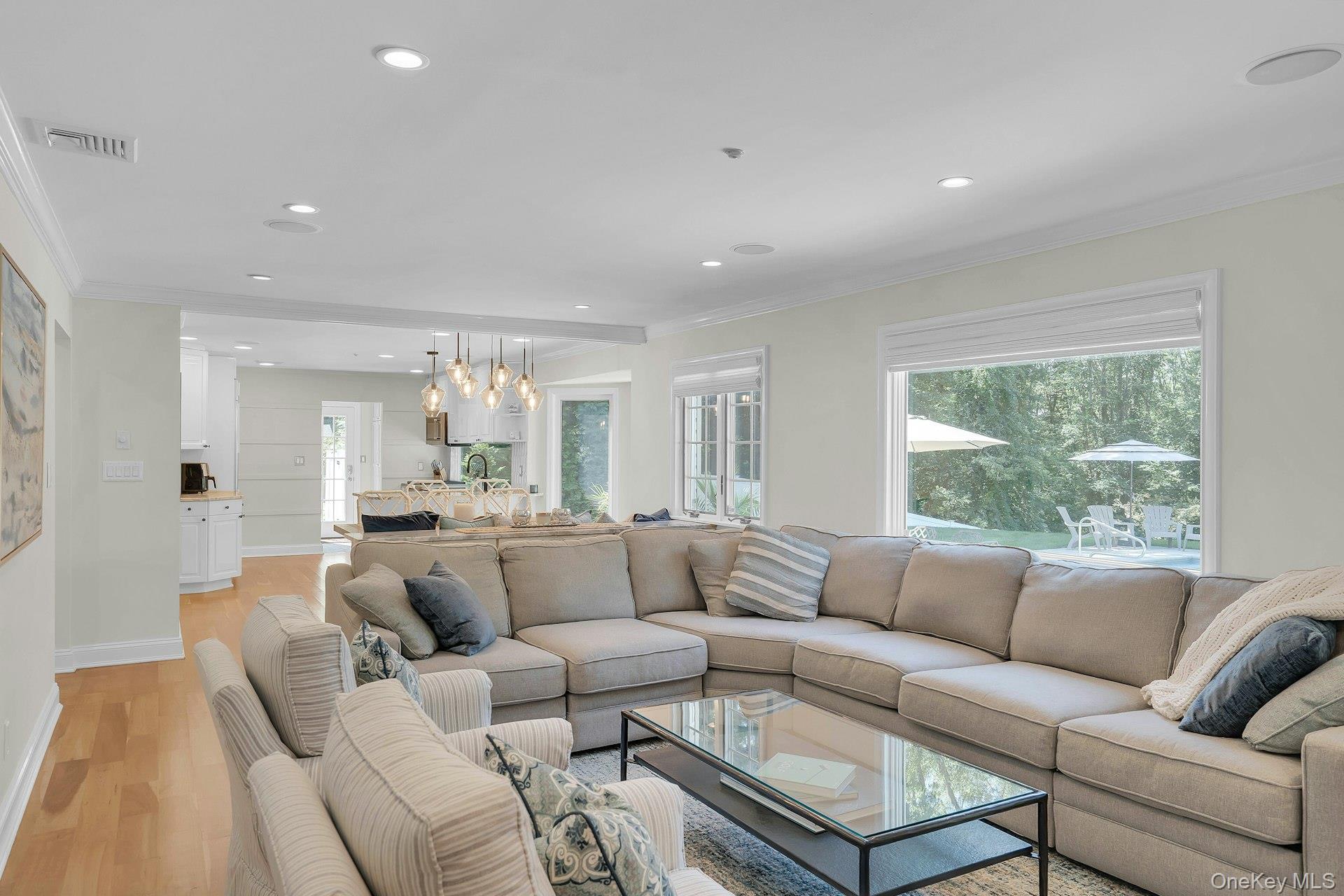 7 Stonehurst Lane Property Photo 18