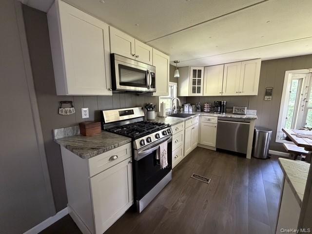 10 Lakeview Road Property Photo 22