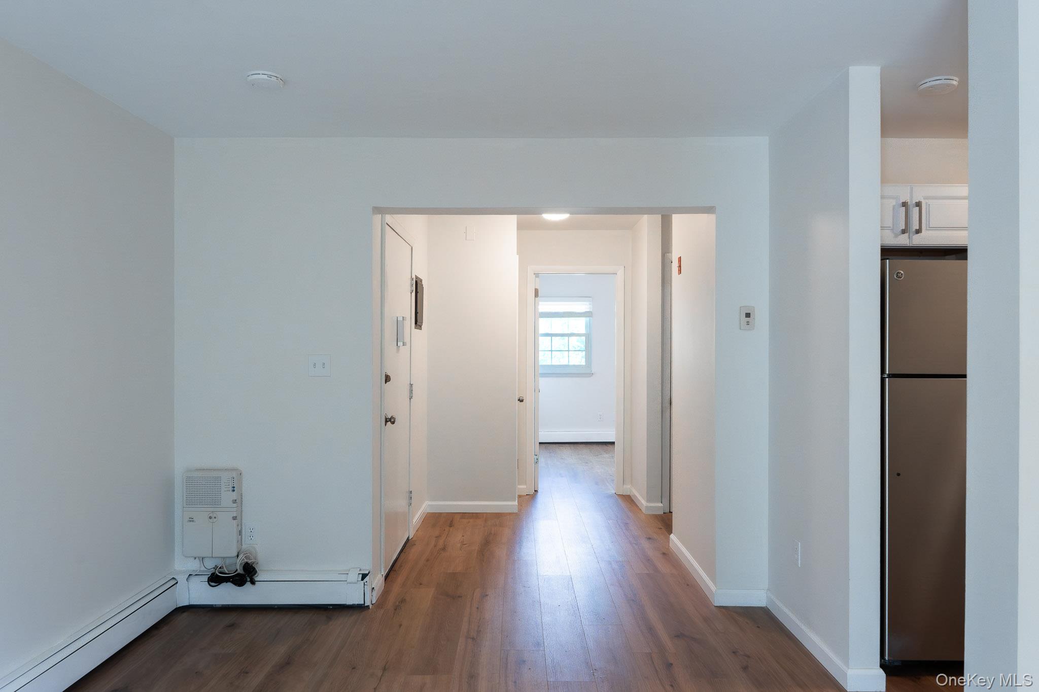 8 Ivy Court B Property Photo 3