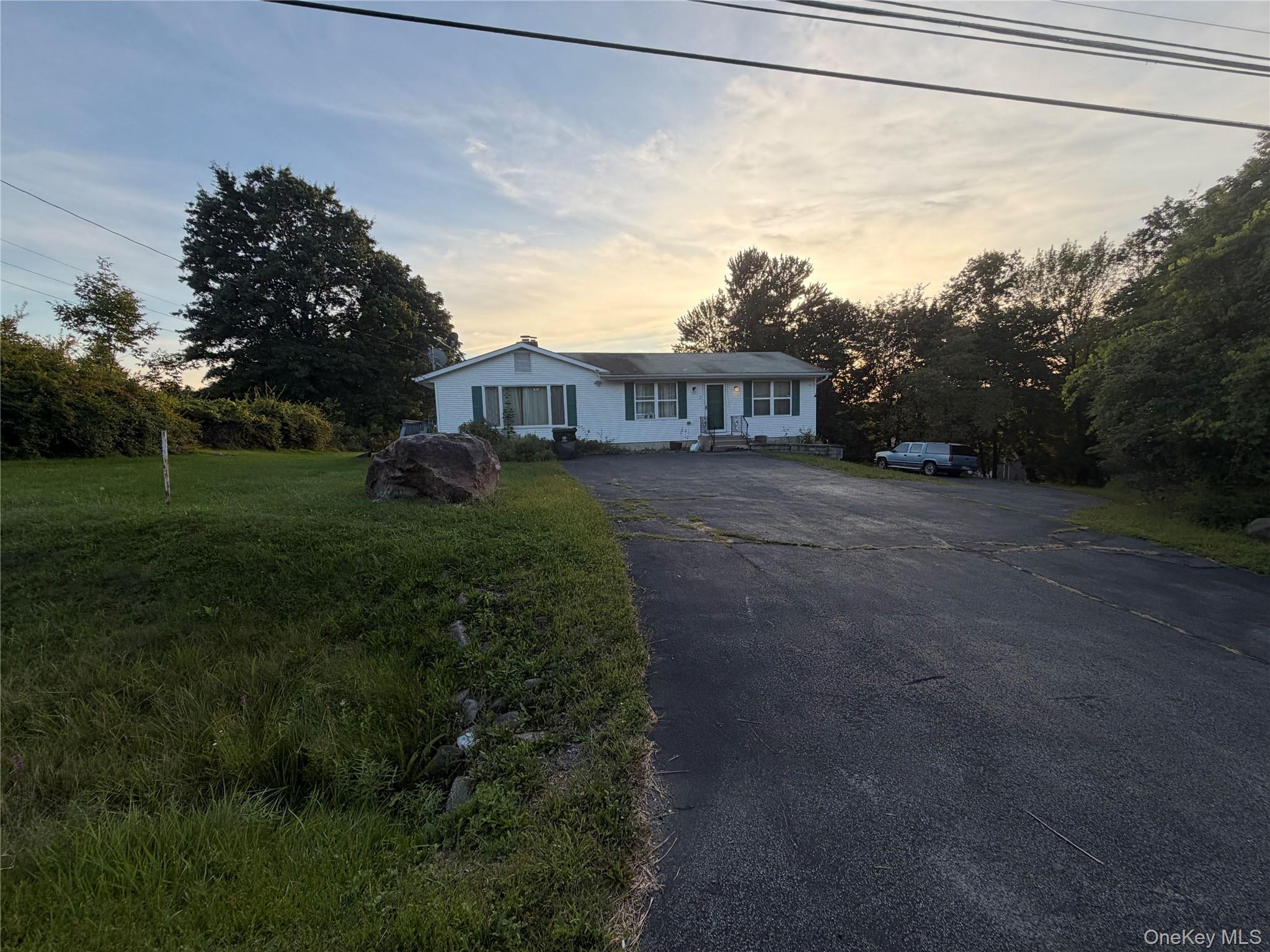 1413 Goshen Turnpike Property Photo 1