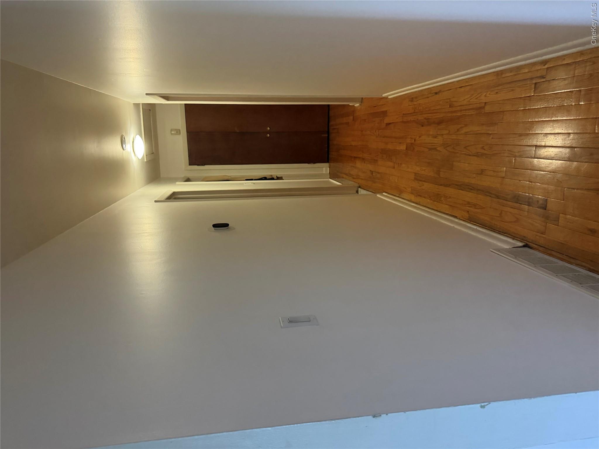 1413 Goshen Turnpike Property Photo 10