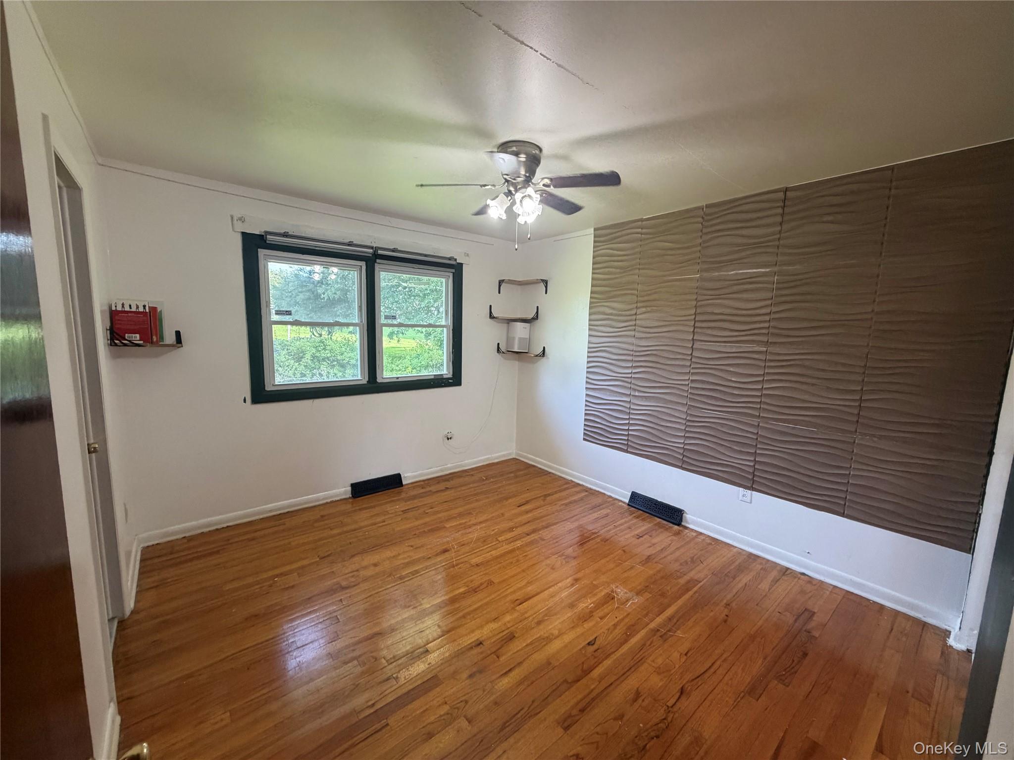 1413 Goshen Turnpike Property Photo 16