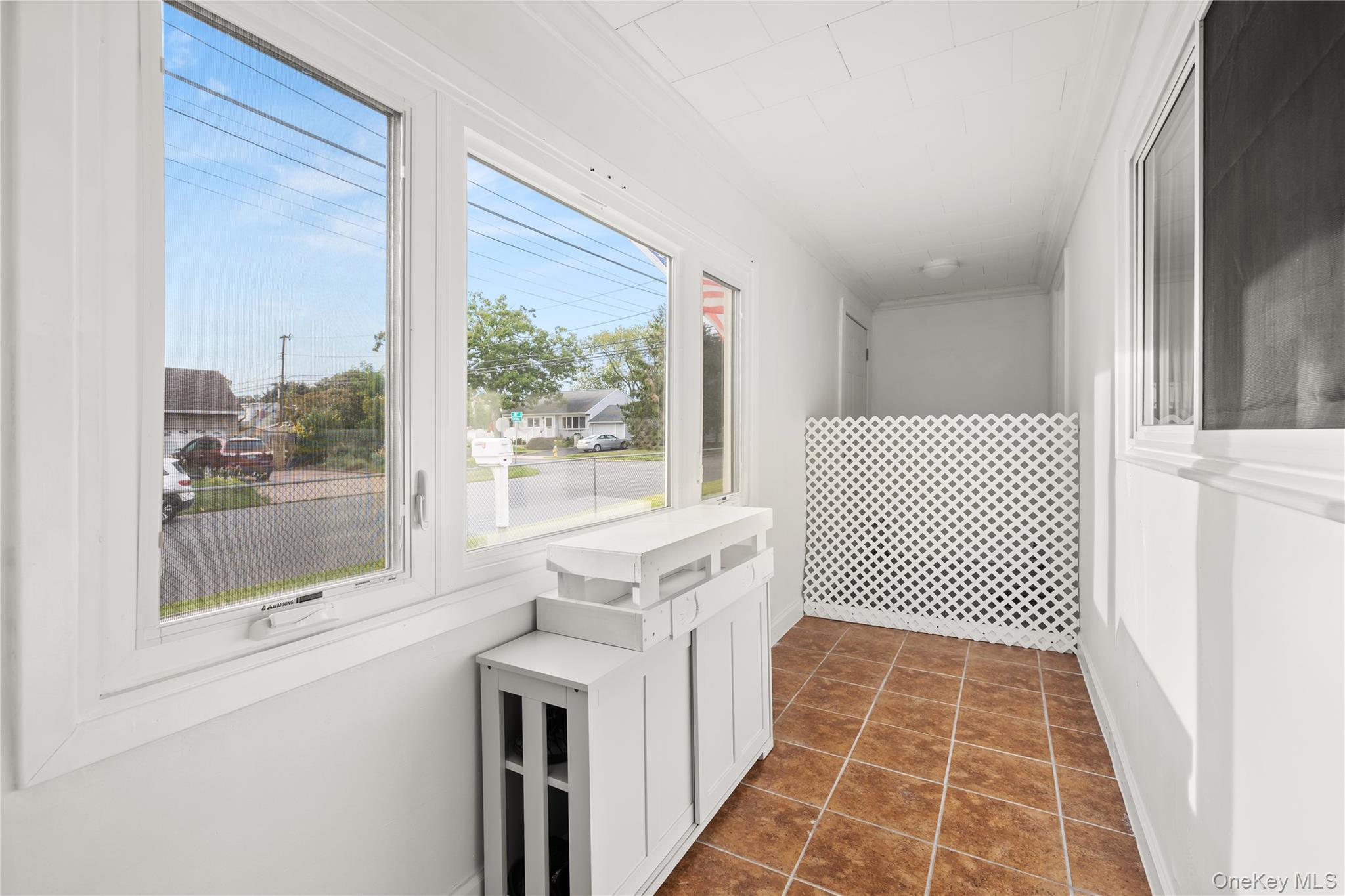 368 Catskill Avenue Property Photo 11
