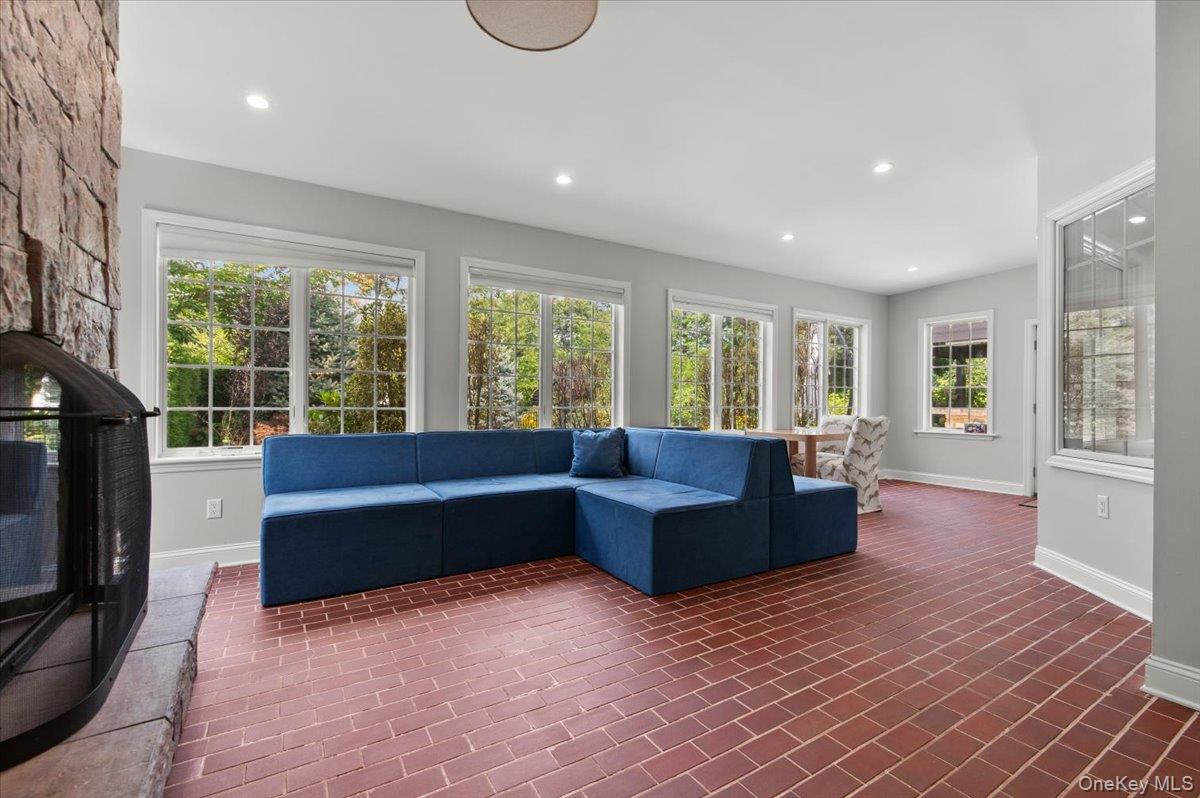 111 Barrett Road Property Photo 10