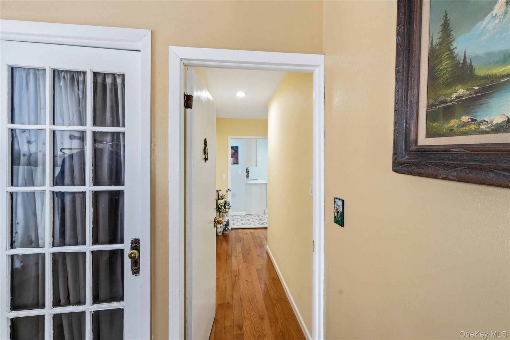 2347 125th Street Property Photo 4