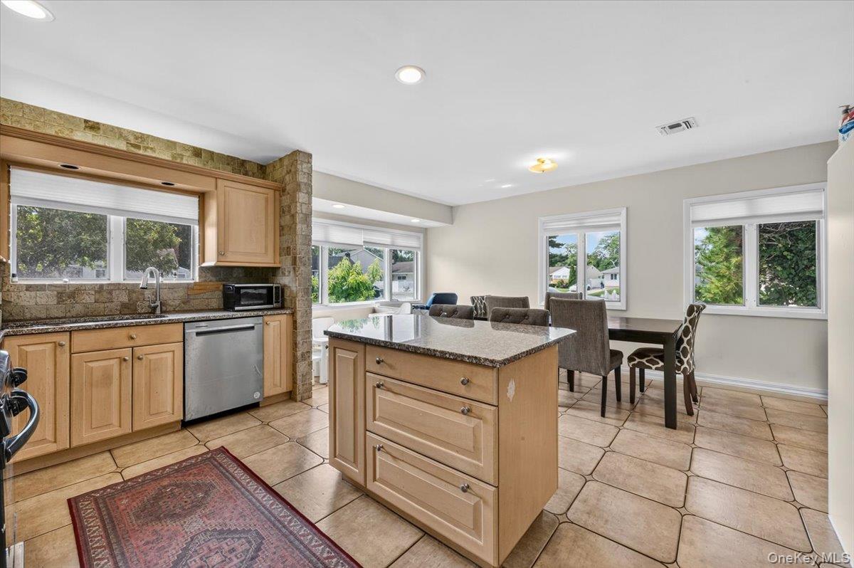 1375 Oak Lane Property Photo 14