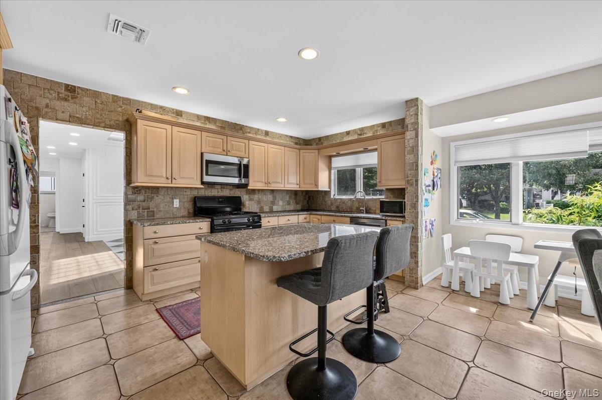 1375 Oak Lane Property Photo 15