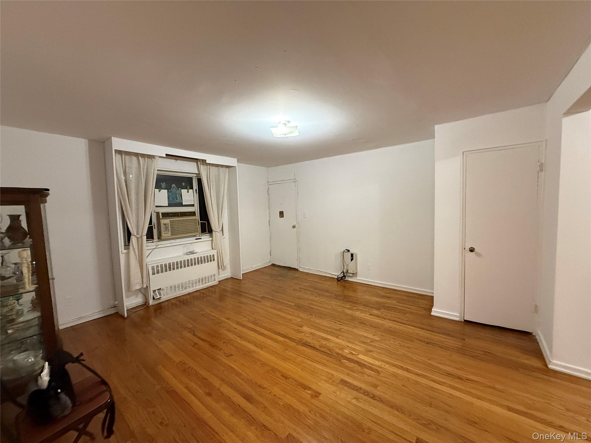 220-20 Stronghurst Avenue 20 Property Photo 4