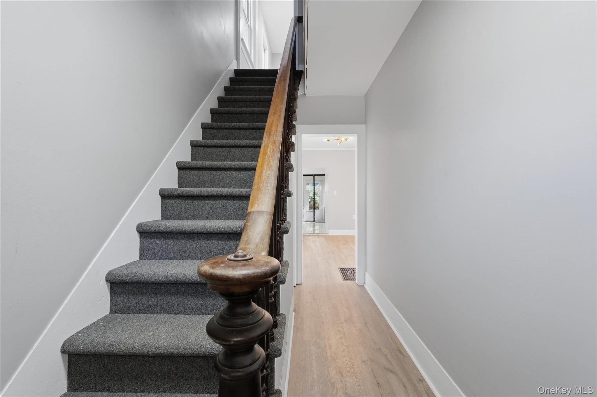 10 Jones Street Property Photo 5