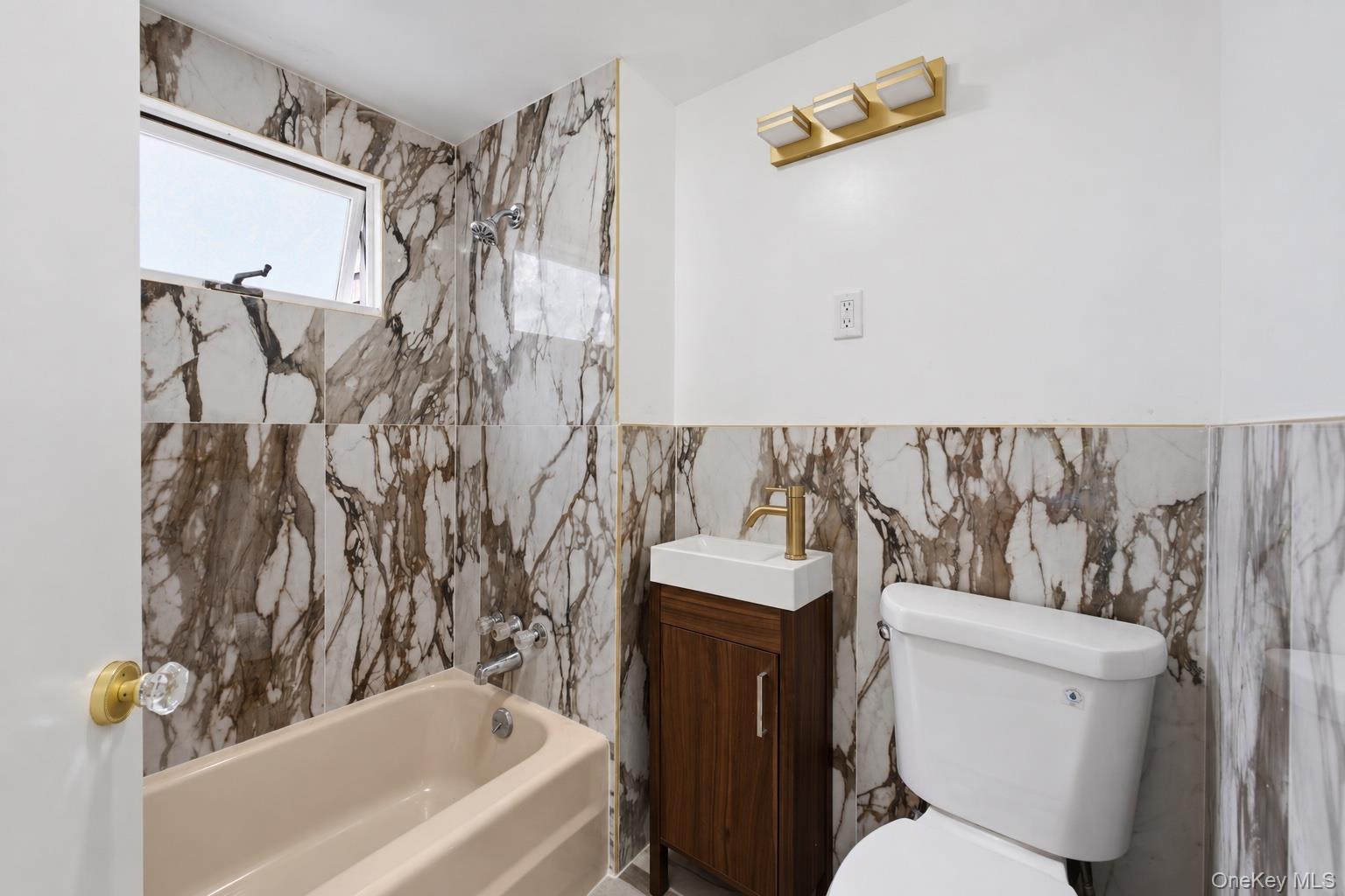 10 Jones Street Property Photo 8
