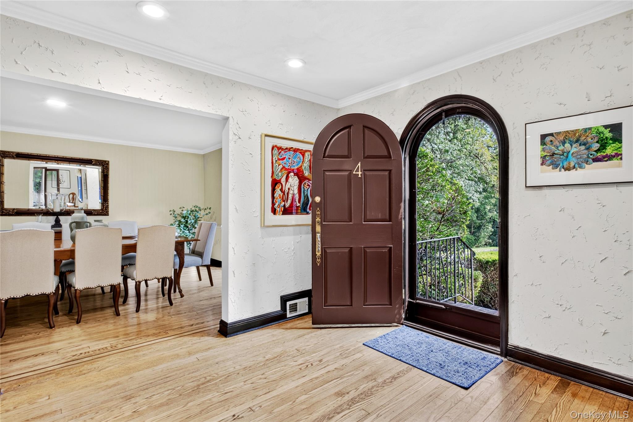 4 Parkwood Drive Property Photo 2