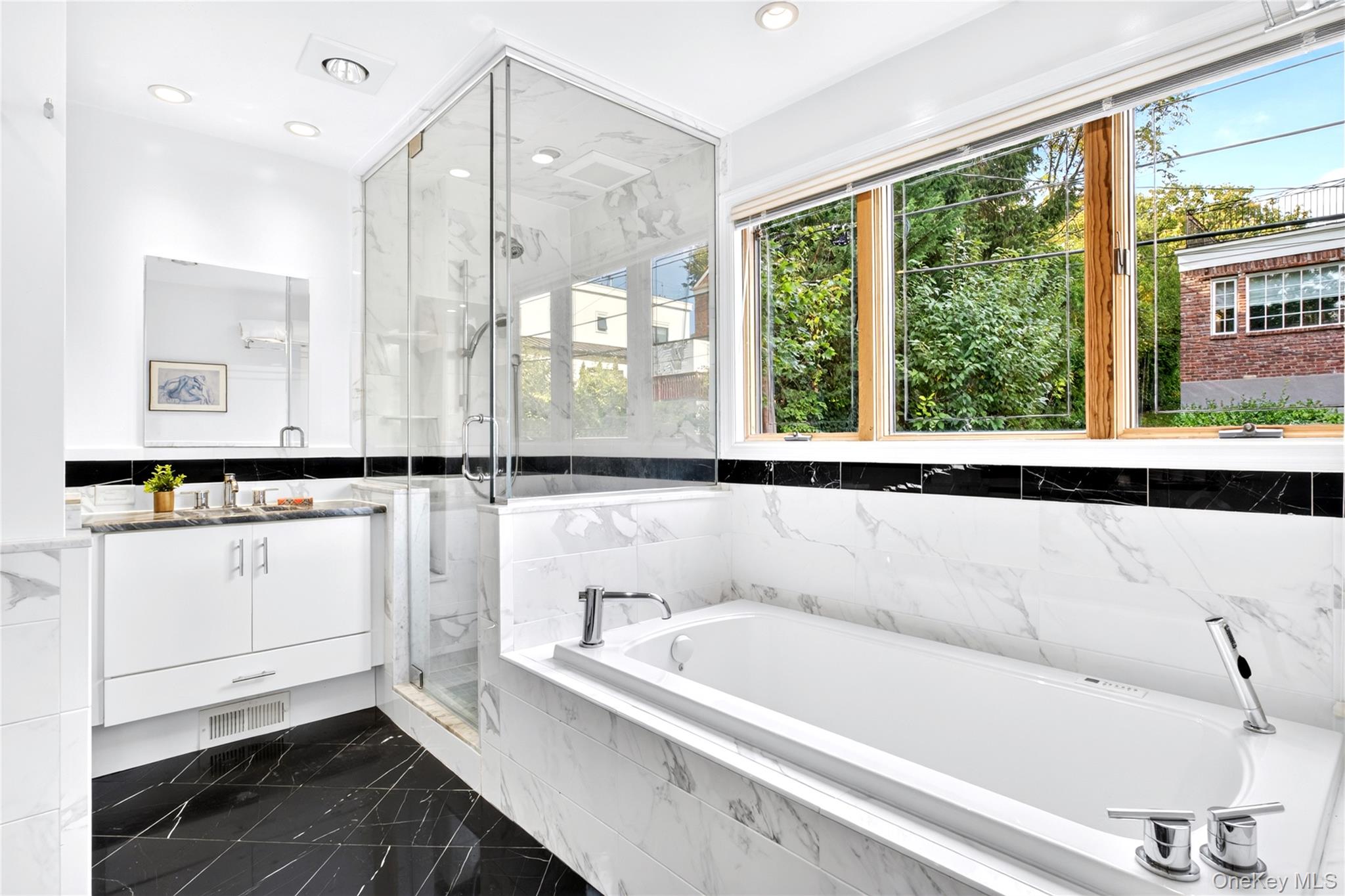 4 Parkwood Drive Property Photo 27
