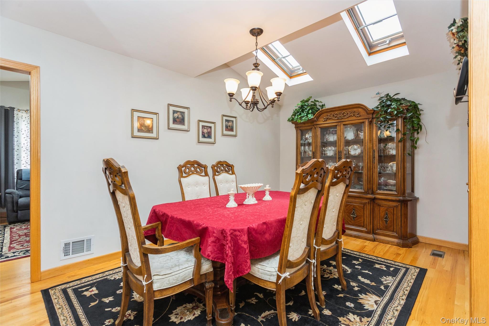 252 Buttonwood Avenue Property Photo 10