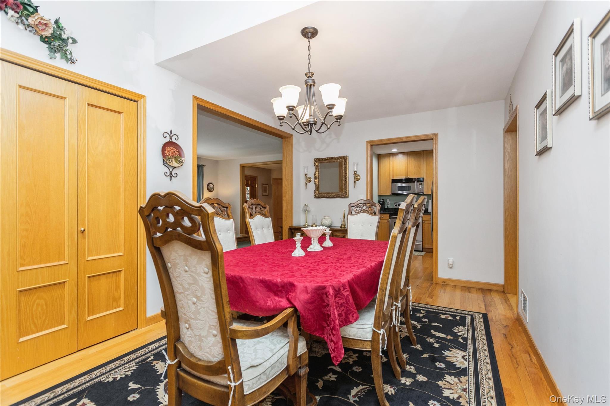 252 Buttonwood Avenue Property Photo 11