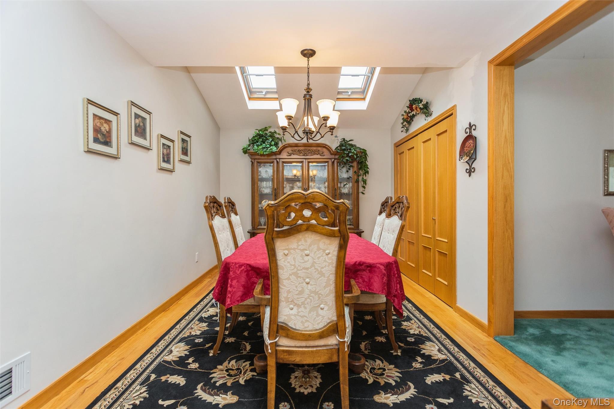 252 Buttonwood Avenue Property Photo 12