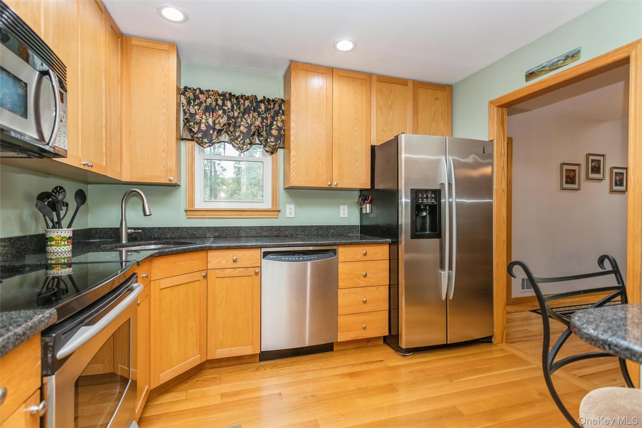 252 Buttonwood Avenue Property Photo 13