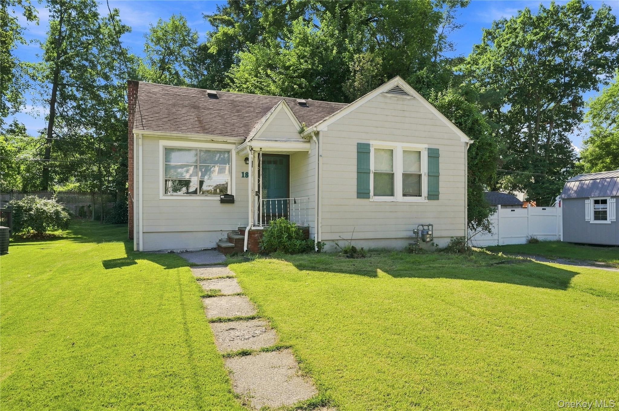 18 Underhill Avenue Property Photo 1
