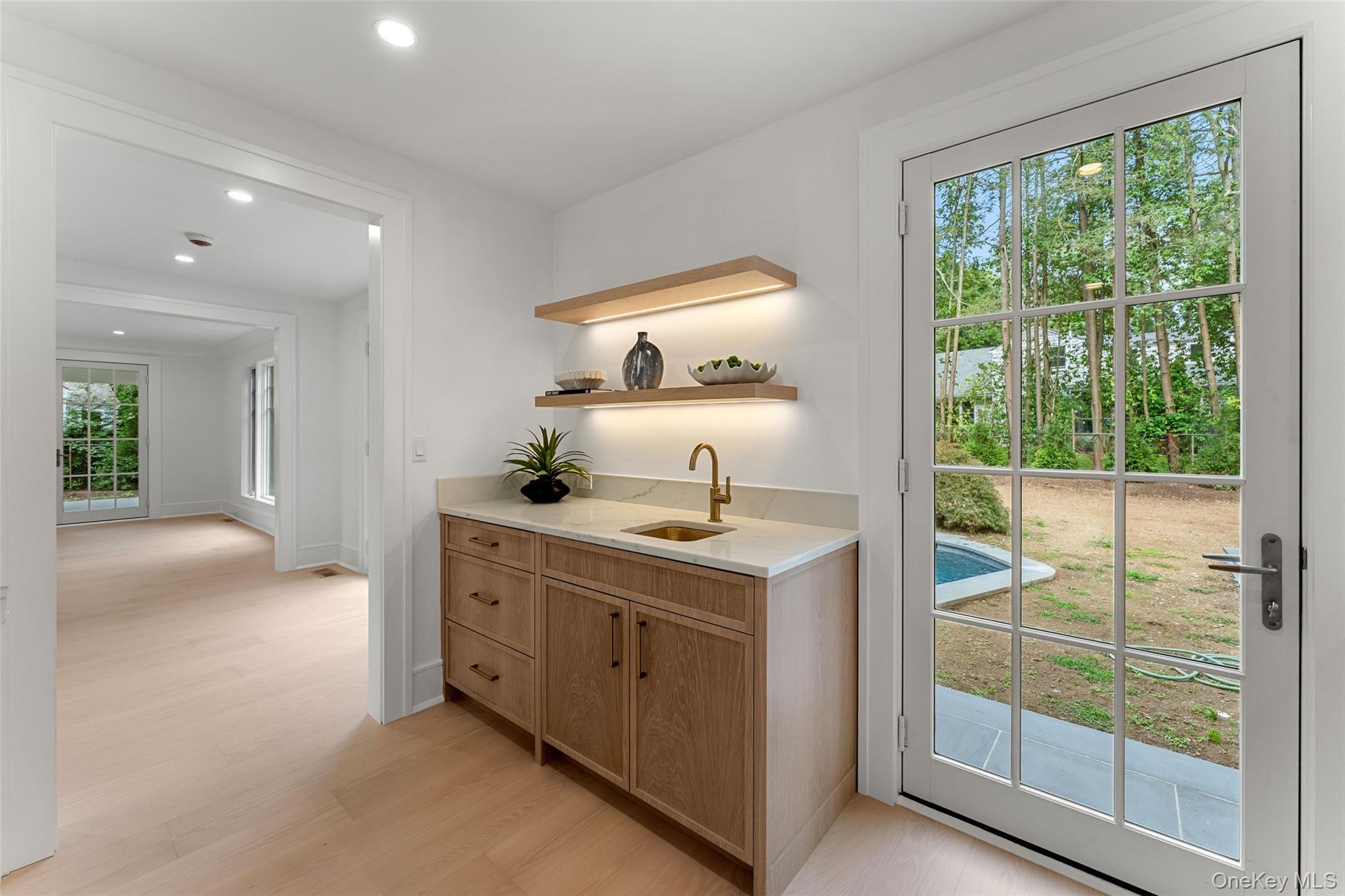 65 Fox Meadow Road Property Photo 11