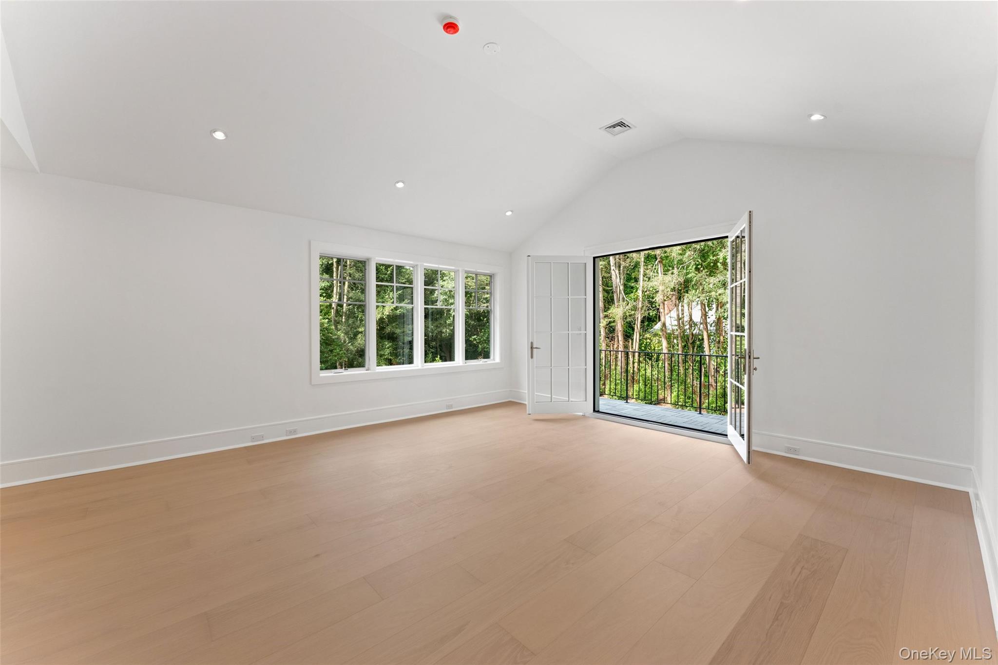 65 Fox Meadow Road Property Photo 20