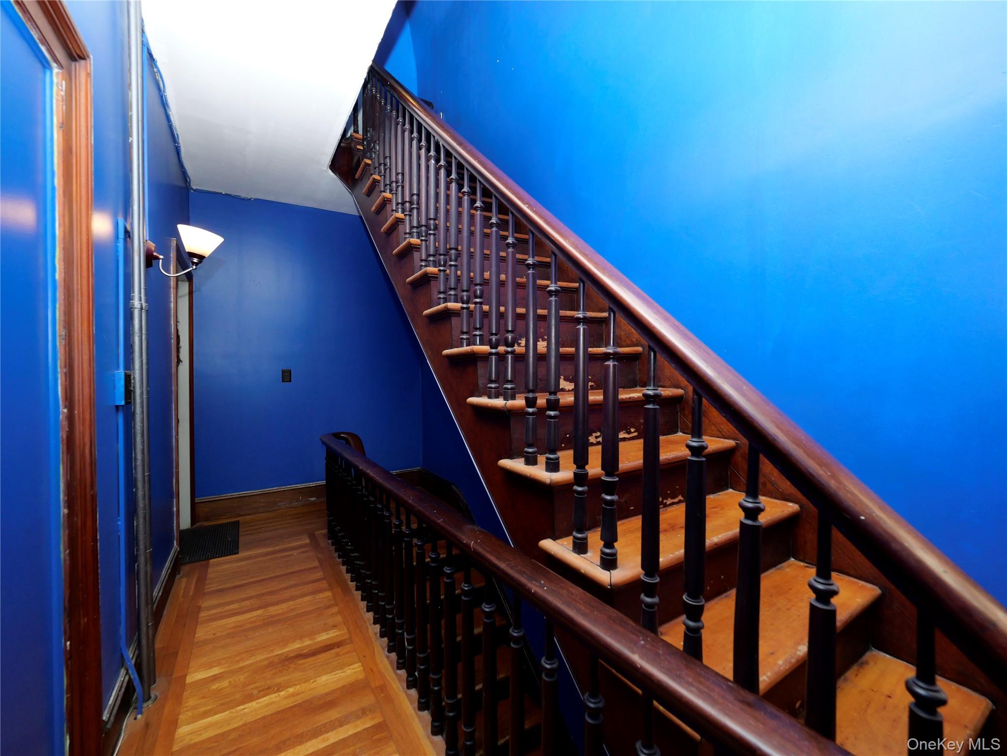 197 Grand Street Property Photo 16