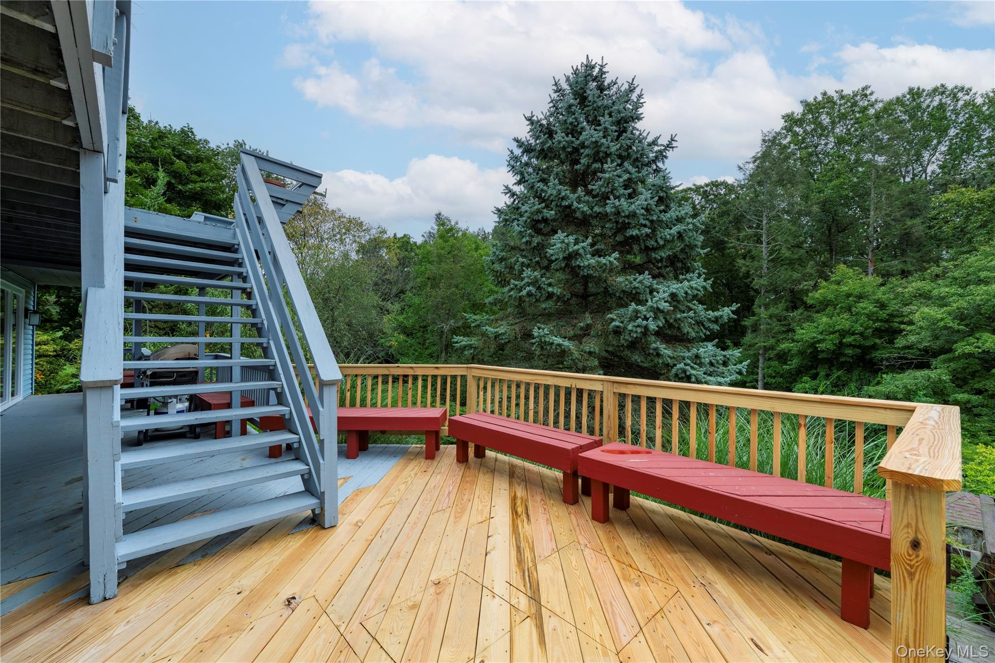 52 Friendly Road Property Photo 5