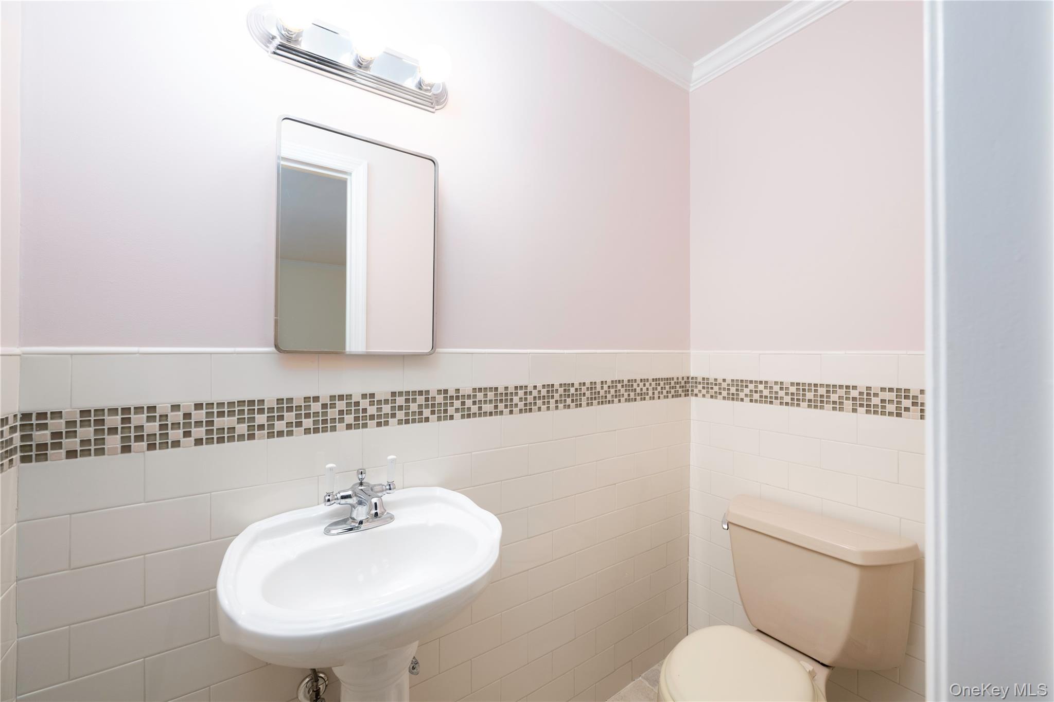 52 Friendly Road Property Photo 30