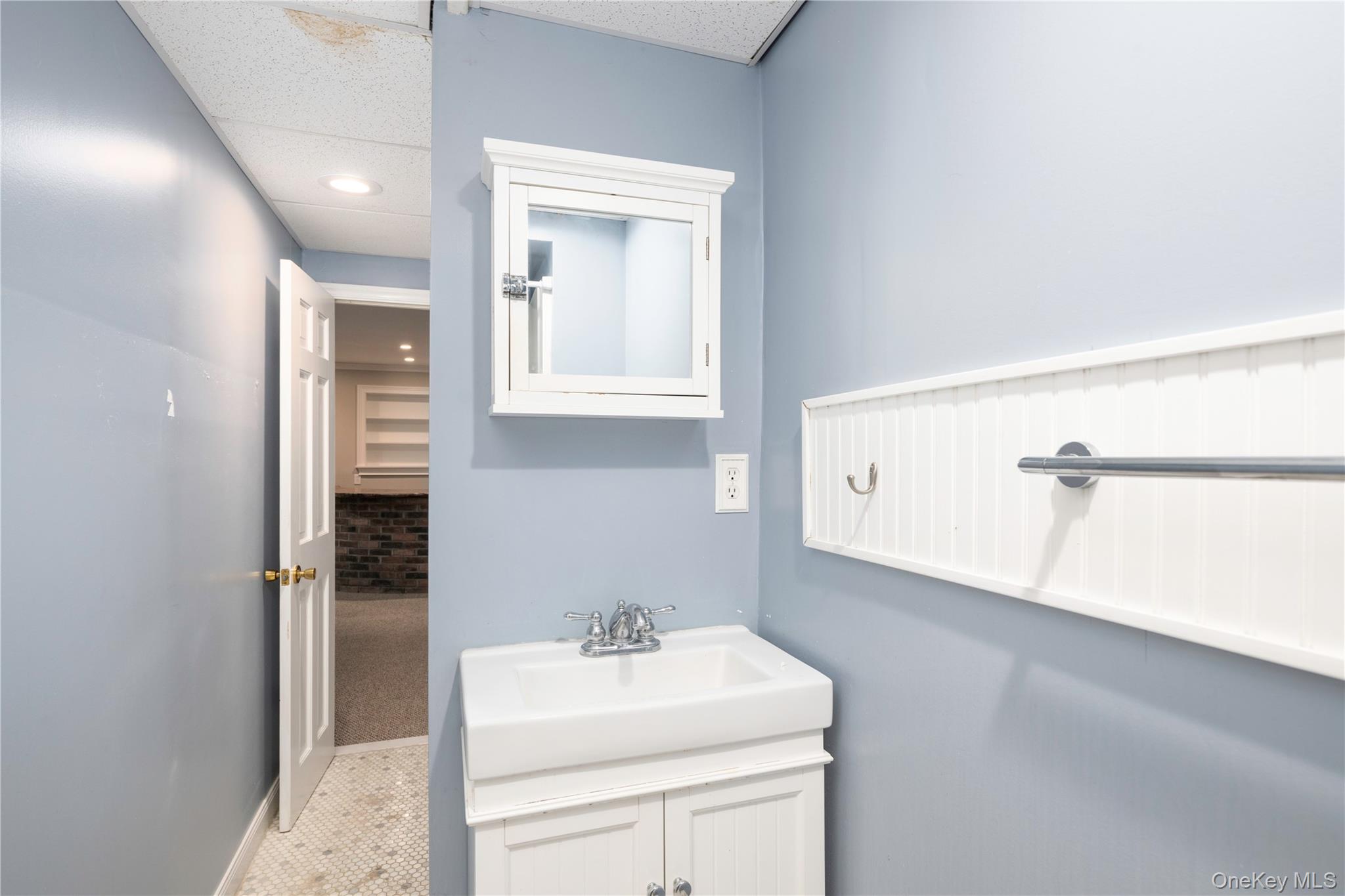 52 Friendly Road Property Photo 38