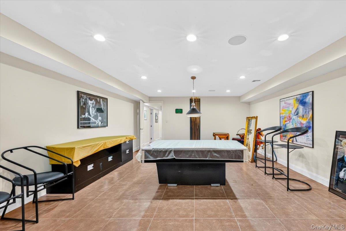 81 Montgomery Boulevard Property Photo 33