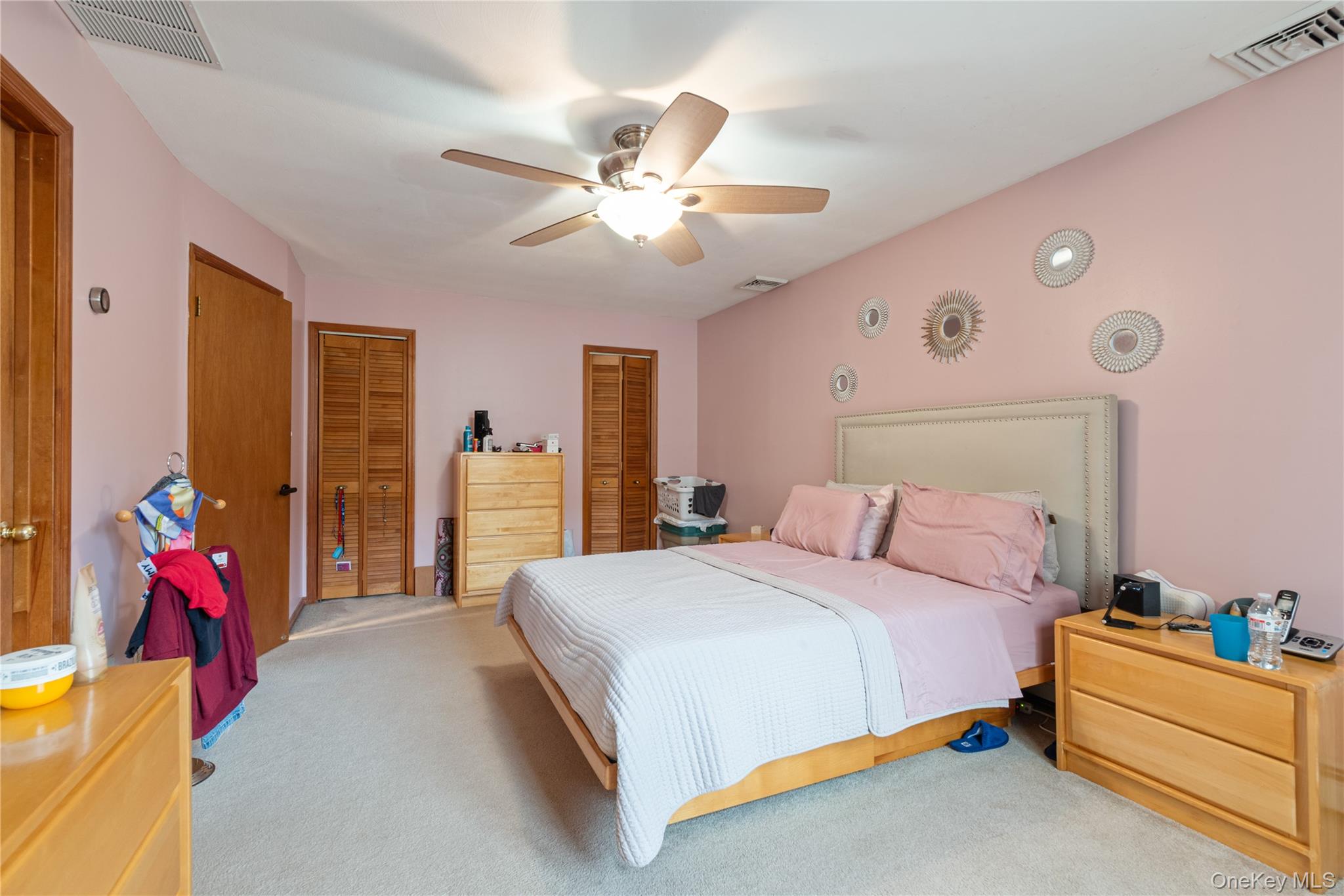 6 Hamlet Court Property Photo 23