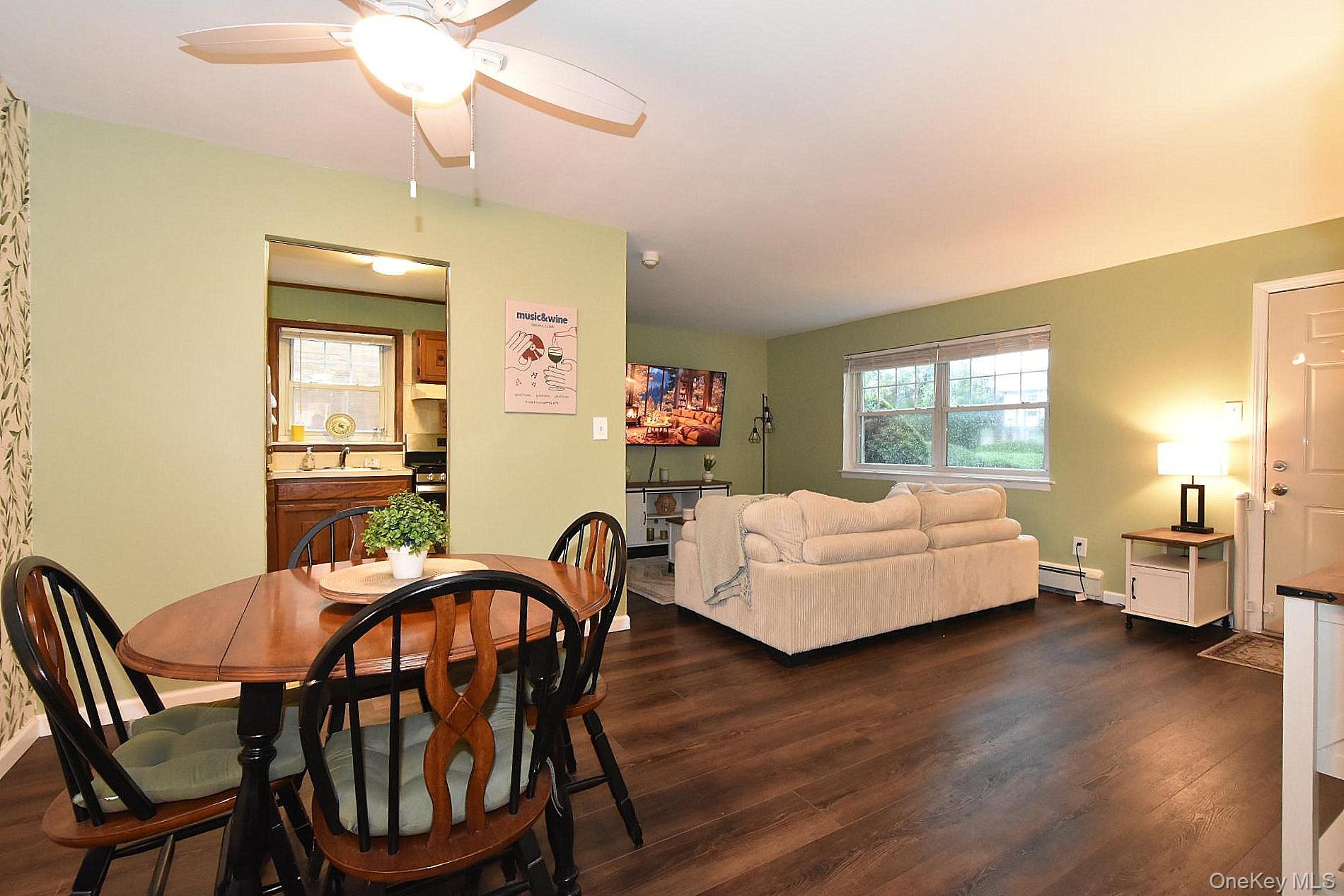 10 Glen Hollow Drive C56 Property Photo 7