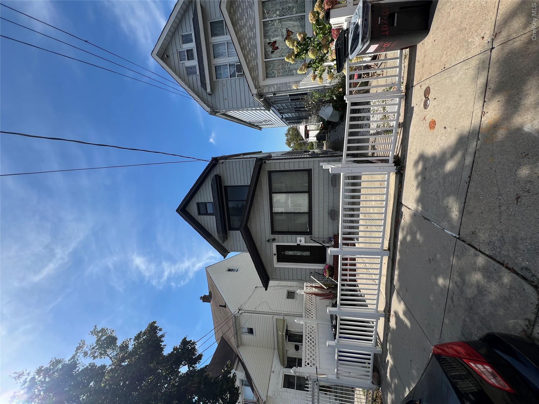 10710 142nd Street Property Photo 2