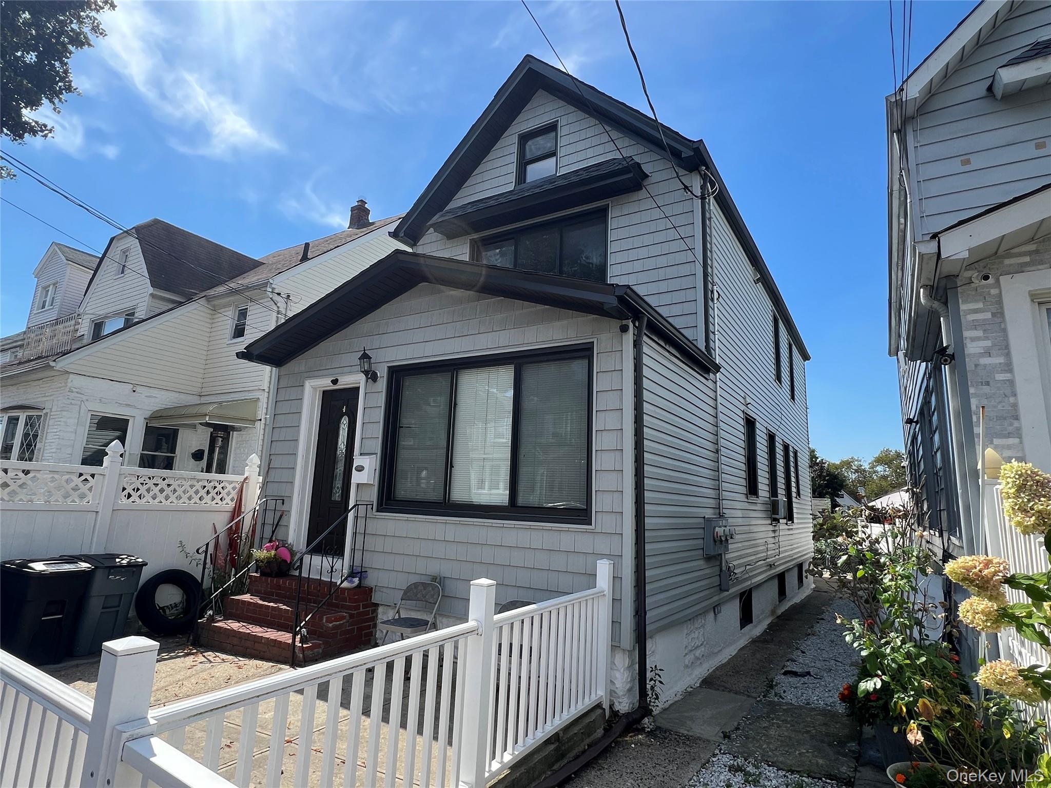 10710 142nd Street Property Photo 6