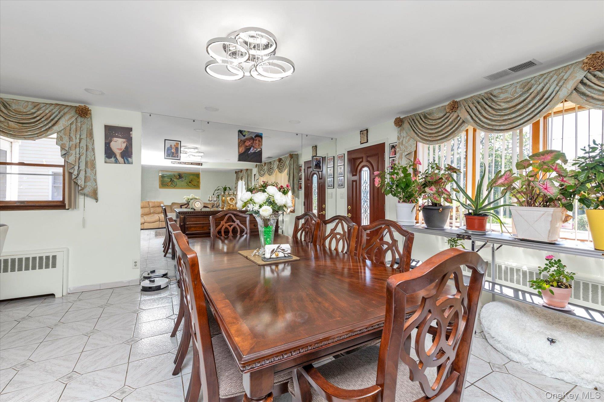 15 Hudson Avenue Property Photo 6