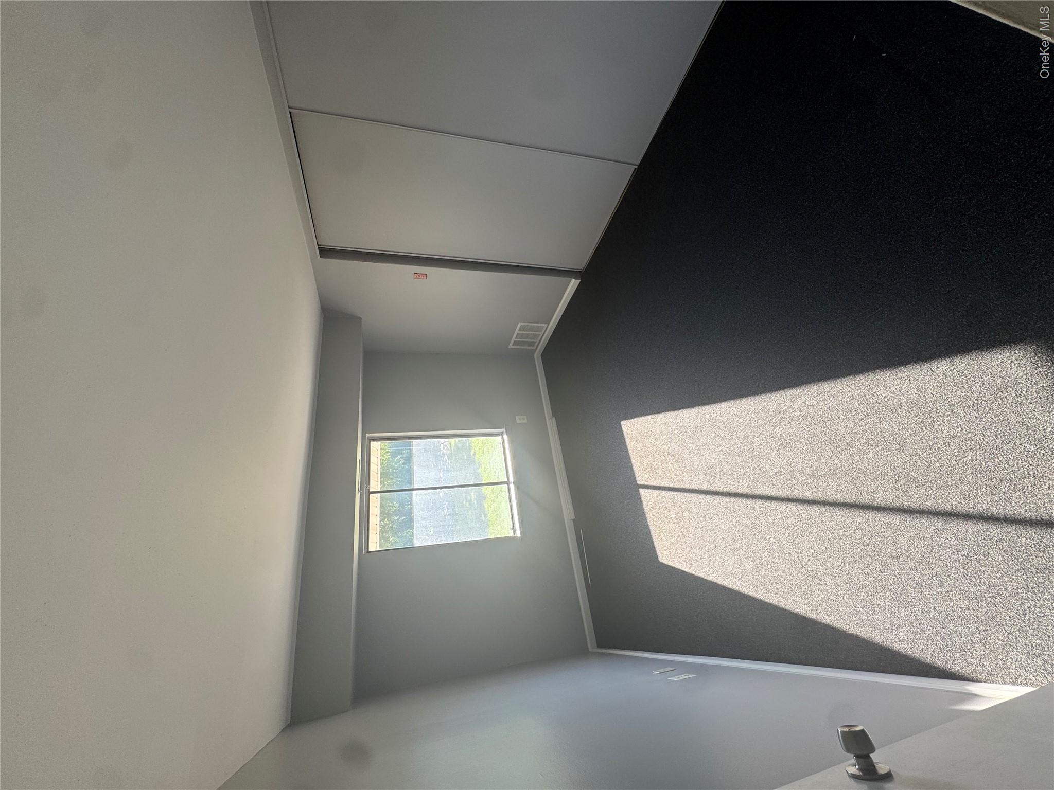 4 Grande Ct 4 Property Photo 4