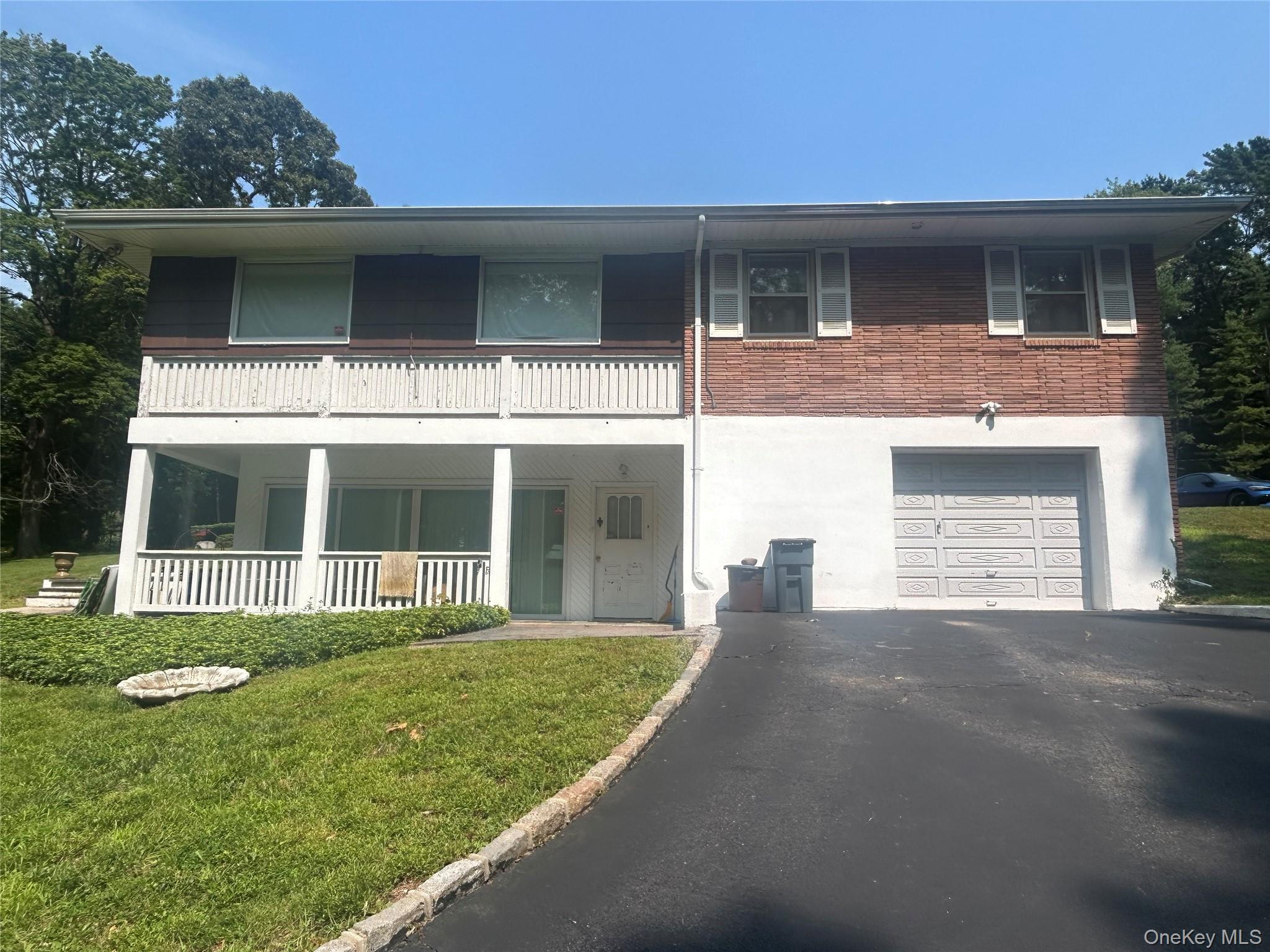 40 Maplewood Drive Property Photo 2