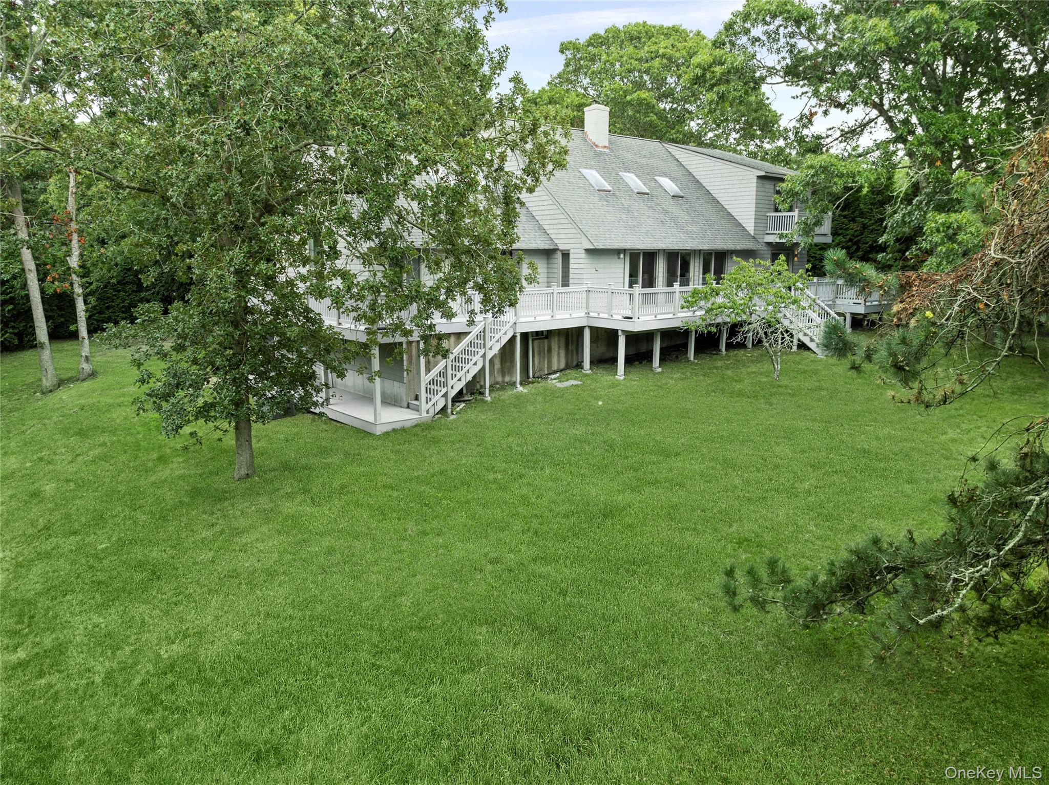422 Montauk Highway Property Photo 3
